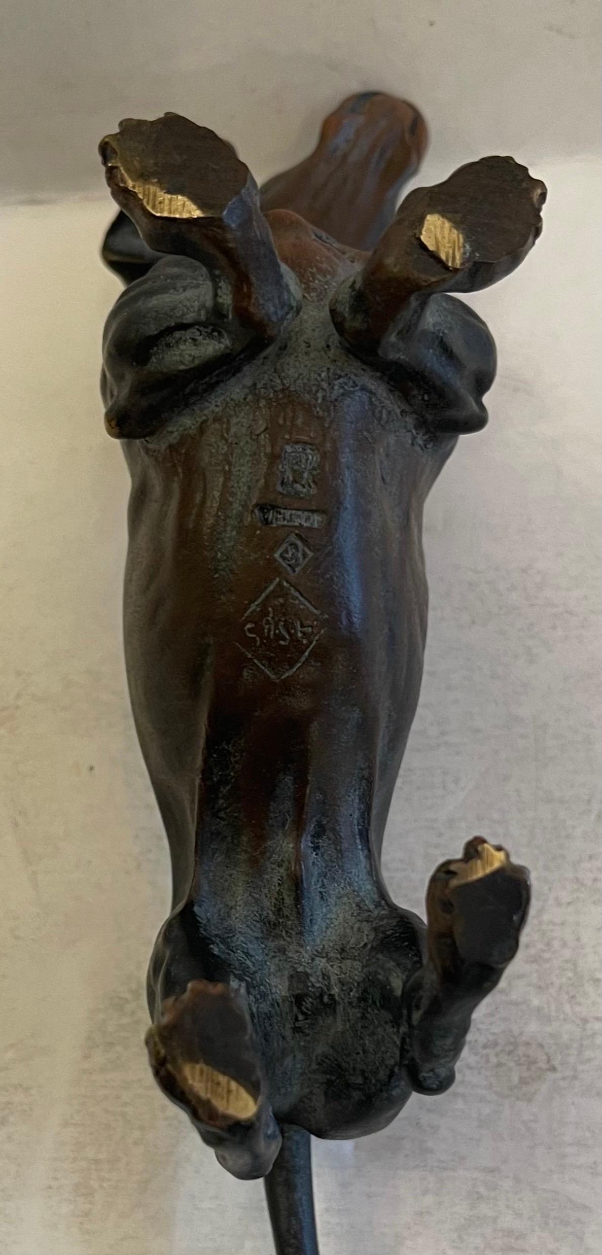 Wonderful Franz Bergman Standing Dachshund Vienna Austria Bronze Dog Sculpture In Good Condition For Sale In Roslyn, NY