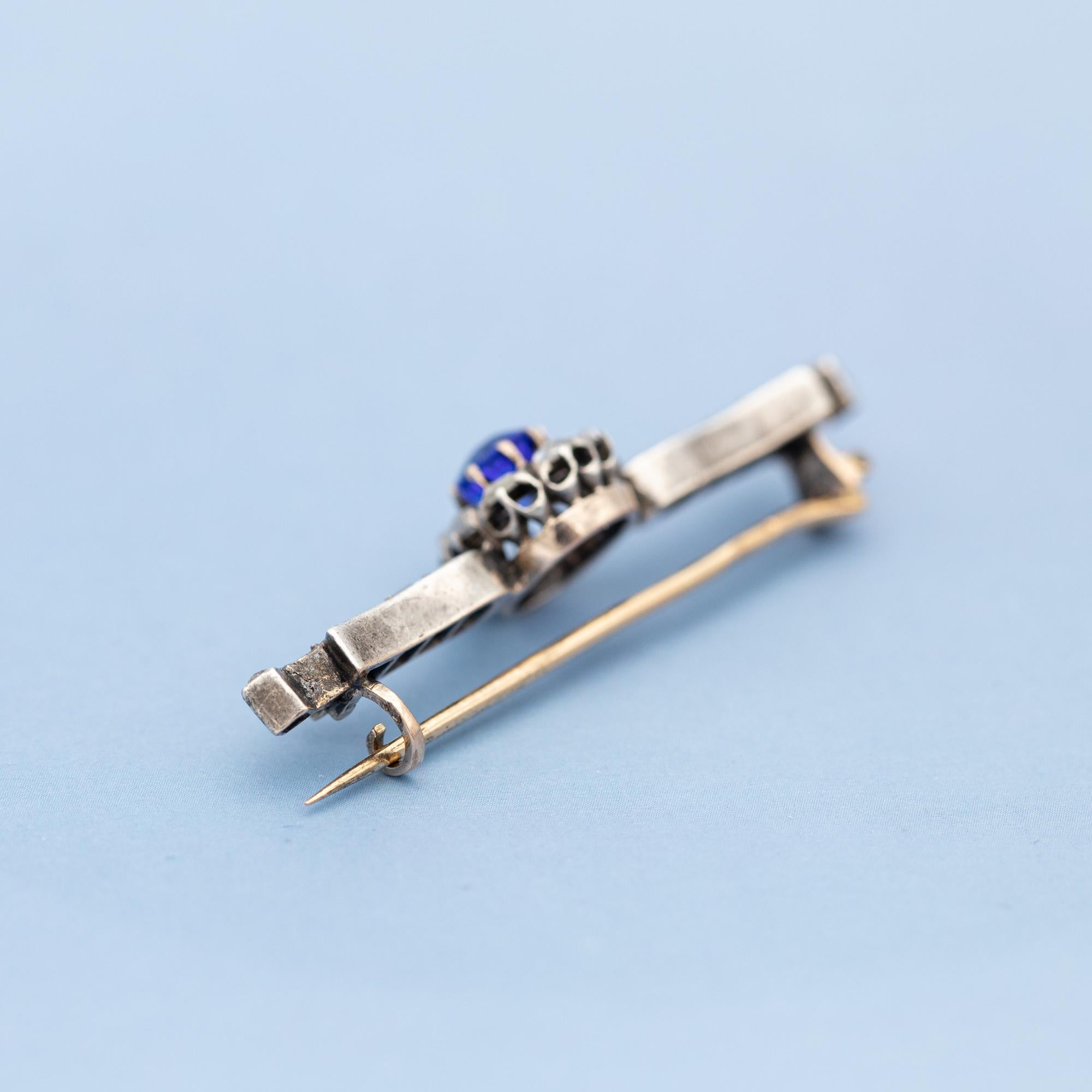 Wonderful French antique bar brooch - Victorian - rose cut diamonds & sapphire For Sale 5