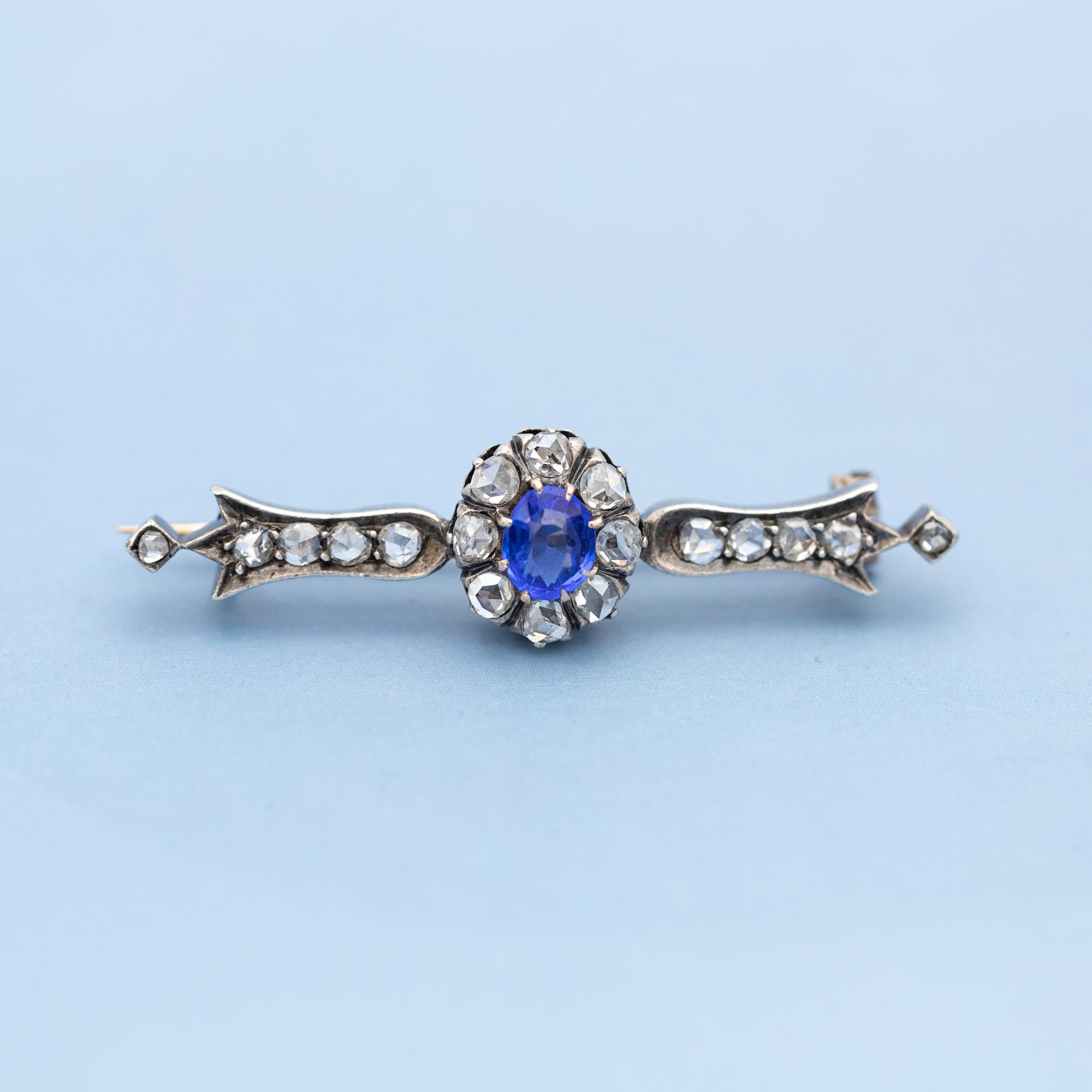 Wonderful French antique bar brooch - Victorian - rose cut diamonds & sapphire For Sale 4