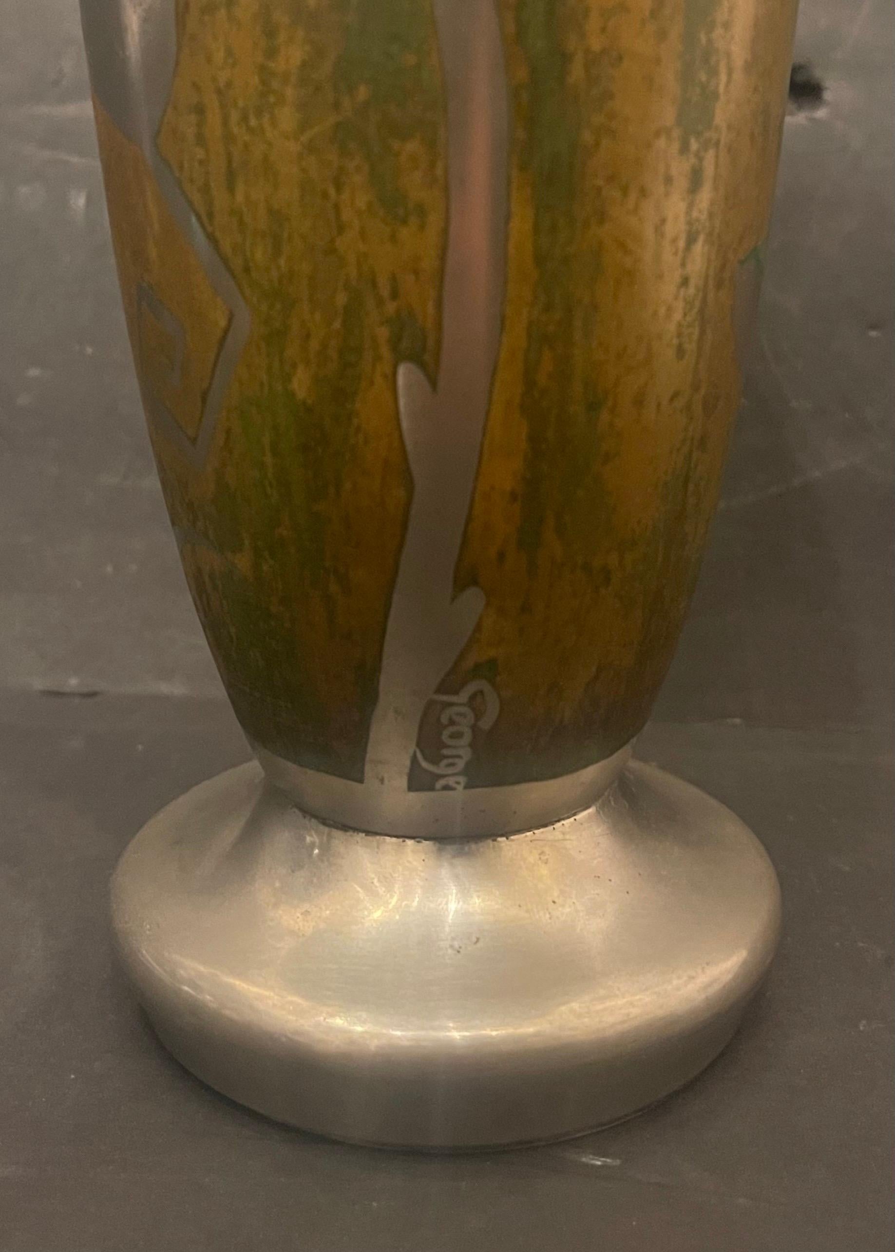 Francese Meraviglioso vaso francese Art Deco Jacques Douau Editions D'Art Monkey Vase firmato George in vendita