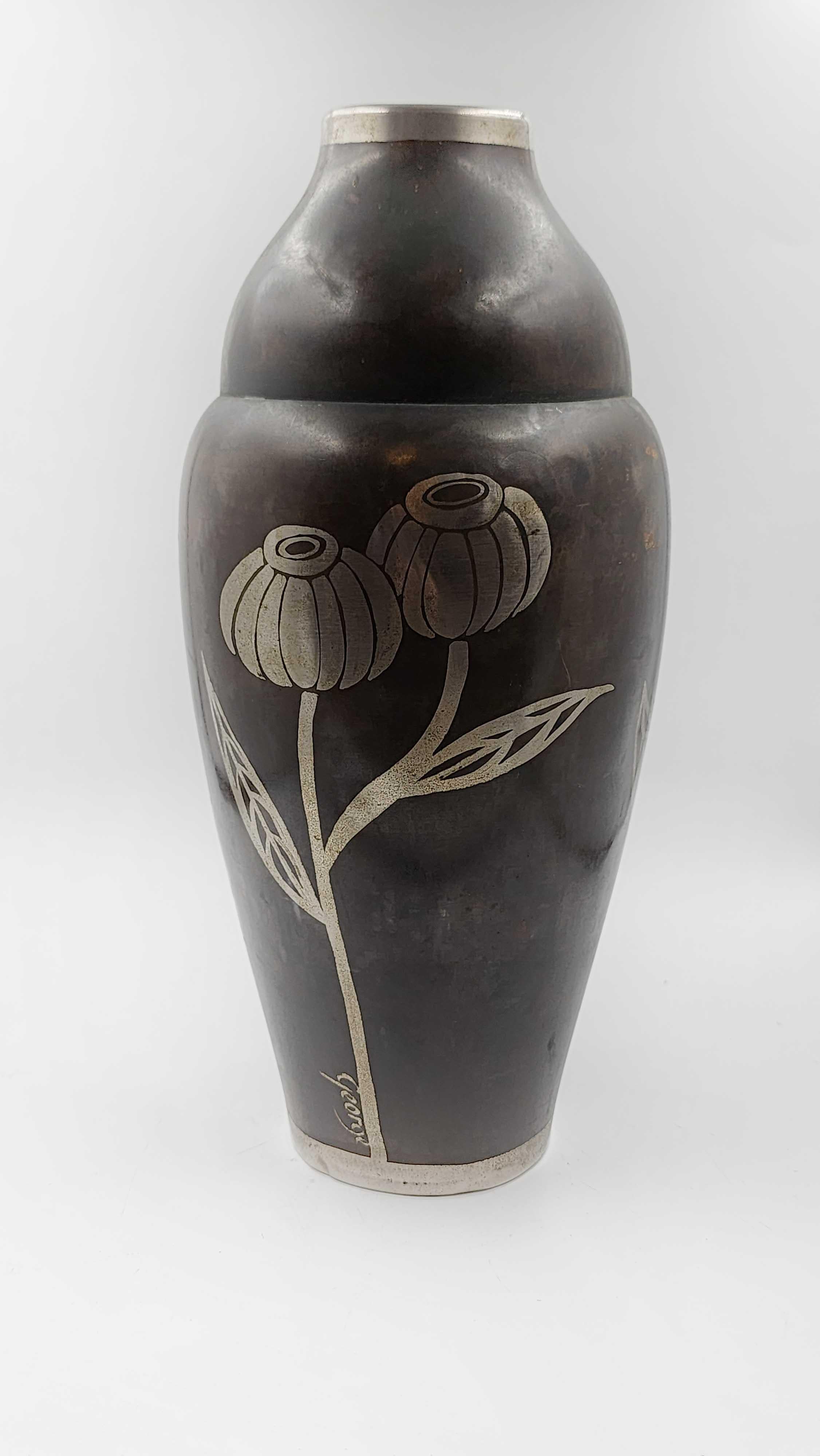 Fatto a mano Meraviglioso vaso francese Art Deco Jacques Douau Editions D'Art Firmato George in vendita