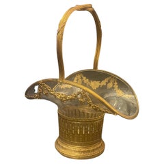 Meraviglioso centrotavola francese Baccarat Dore Bronzo Ormolu con cesto di cristallo
