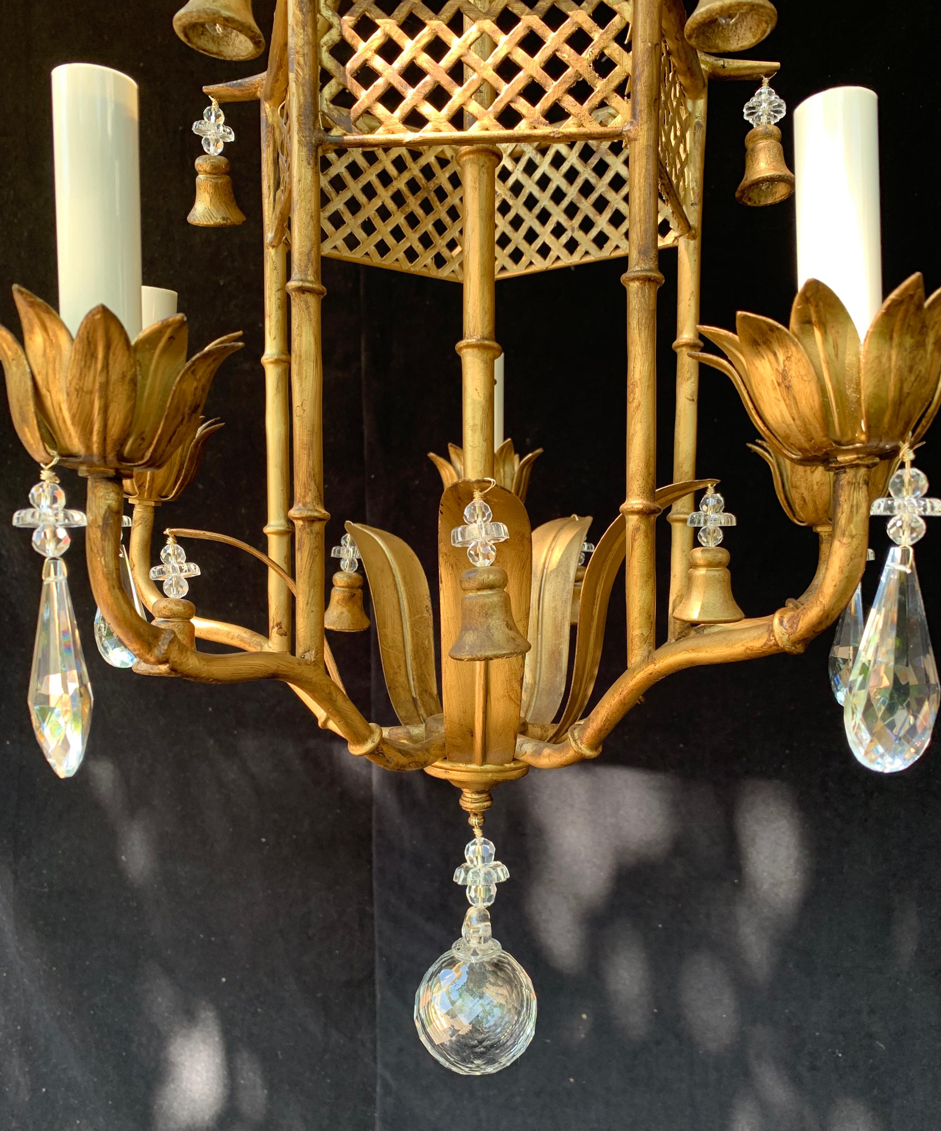 Wonderful French Baguès Tole Crystal Bead Flower Pagoda Chinoiserie Chandelier In Good Condition In Roslyn, NY