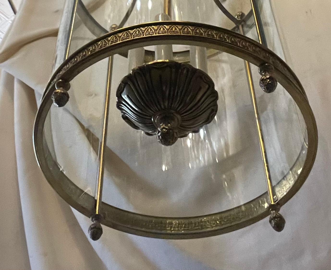 Maravillosa Lámpara Regencia Luis XVI de Bronce Francés Paneles de Cristal Curvados en venta 1