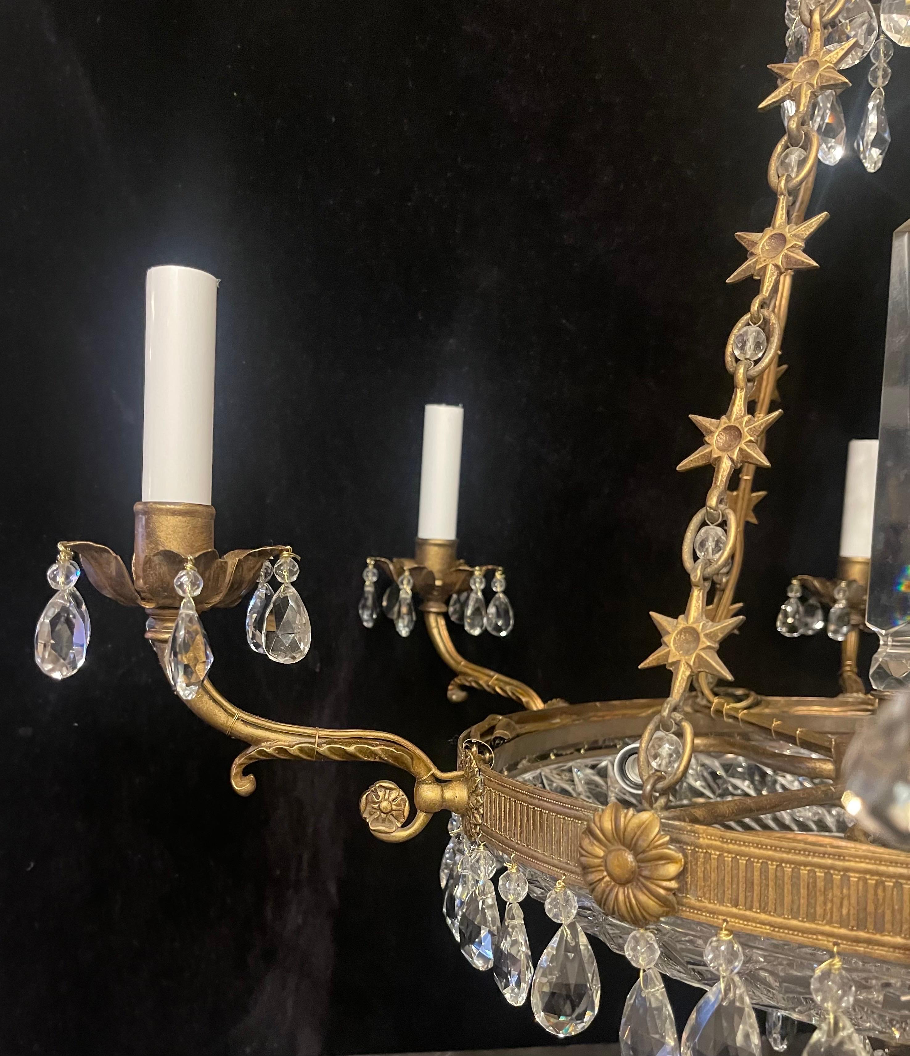 Wonderful French Bronze Neoclassical Baltic Cut Crystal Bowl Empire Chandelier For Sale 1