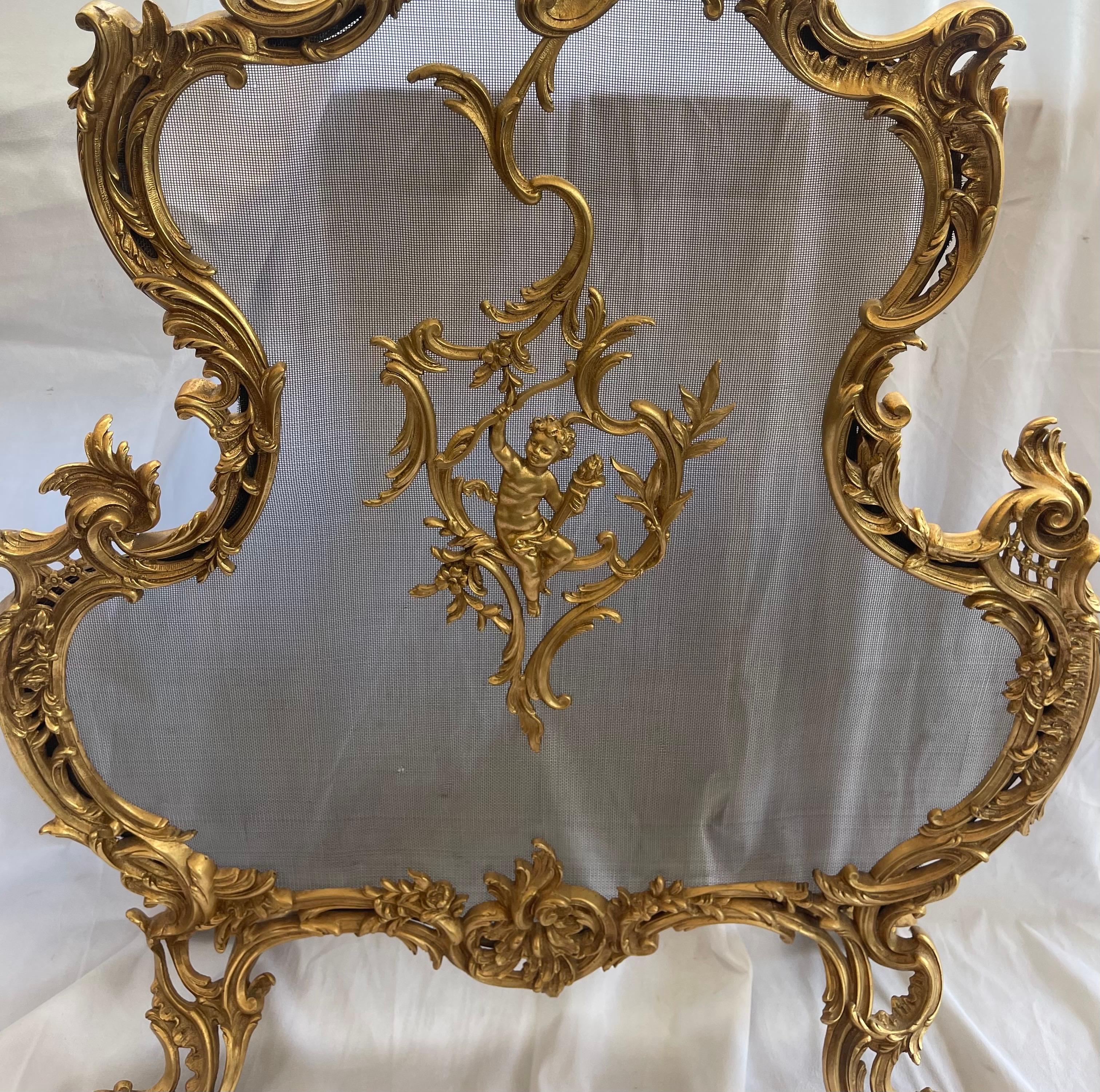 Neoclassical Wonderful French Doré Bronze Ormolu Cherub Putti Fireplace Screen Fire Screen For Sale