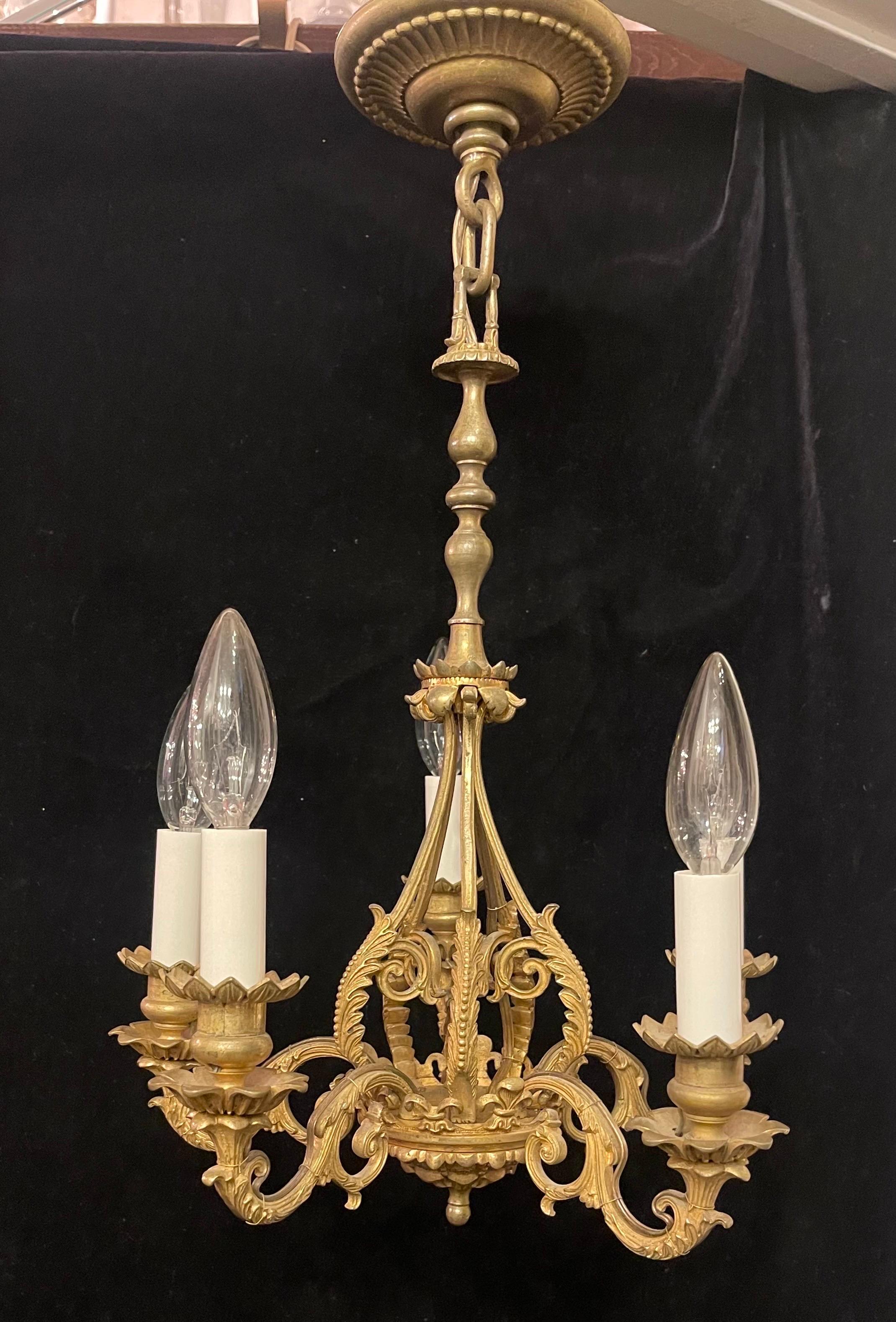Wonderful French Empire Dore Bronze Regency Petite Five-Arm Chandelier Fixture In Good Condition For Sale In Roslyn, NY