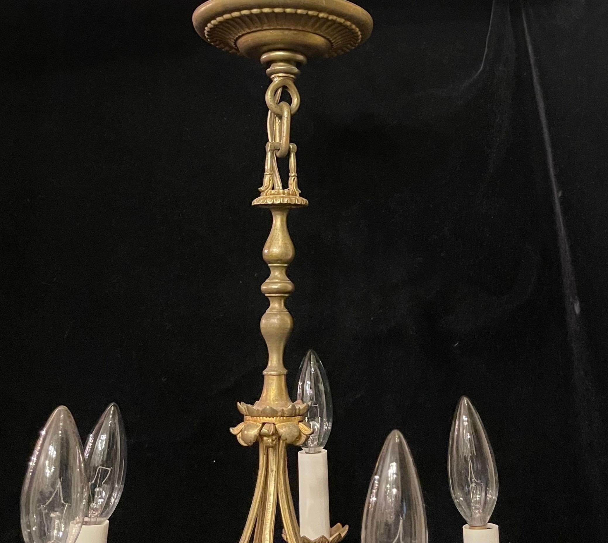 Merveilleux lustre Empire français à cinq bras en bronze doré de style Régence en vente 1