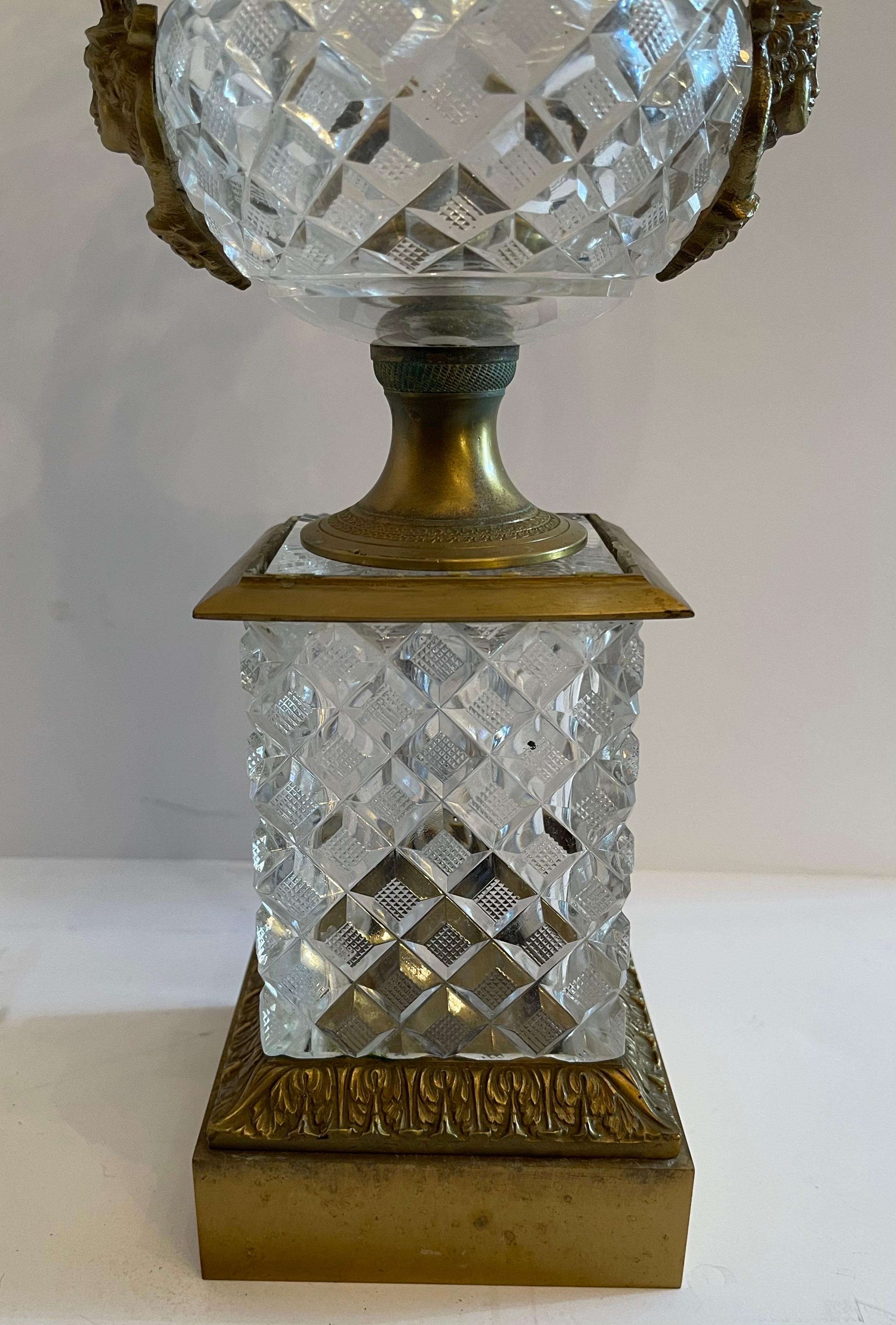 Wonderful French Empire Neoclassical Cut Crystal Bronze Ormolu Urn Centerpiece In Good Condition For Sale In Roslyn, NY