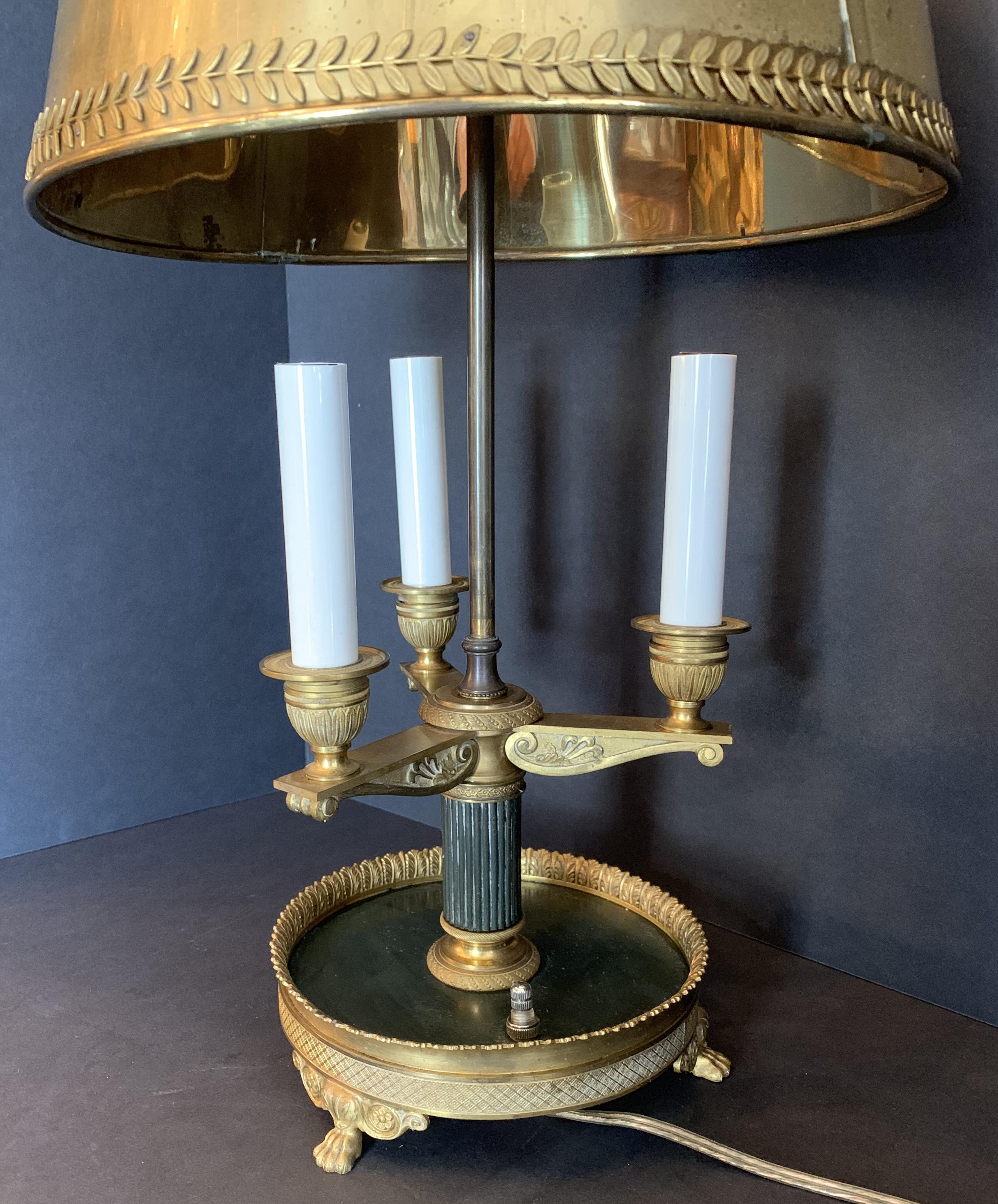 Wonderful French Empire Neoclassical Regency Bronze Patinated Bouillotte Lamp In Good Condition In Roslyn, NY