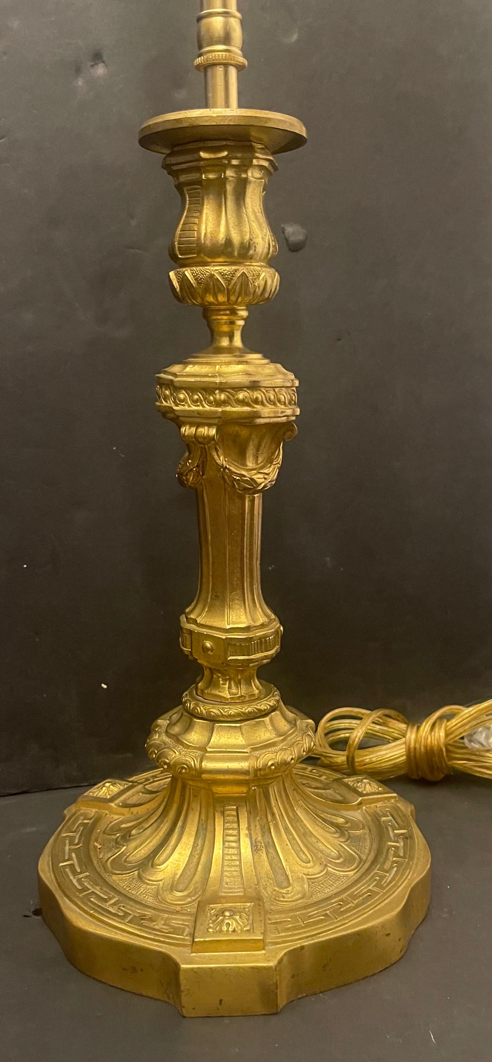 Wonderful French Empire Regency Dore Bronze Neoclassical Candlestick Pair Lamps Imperio en venta