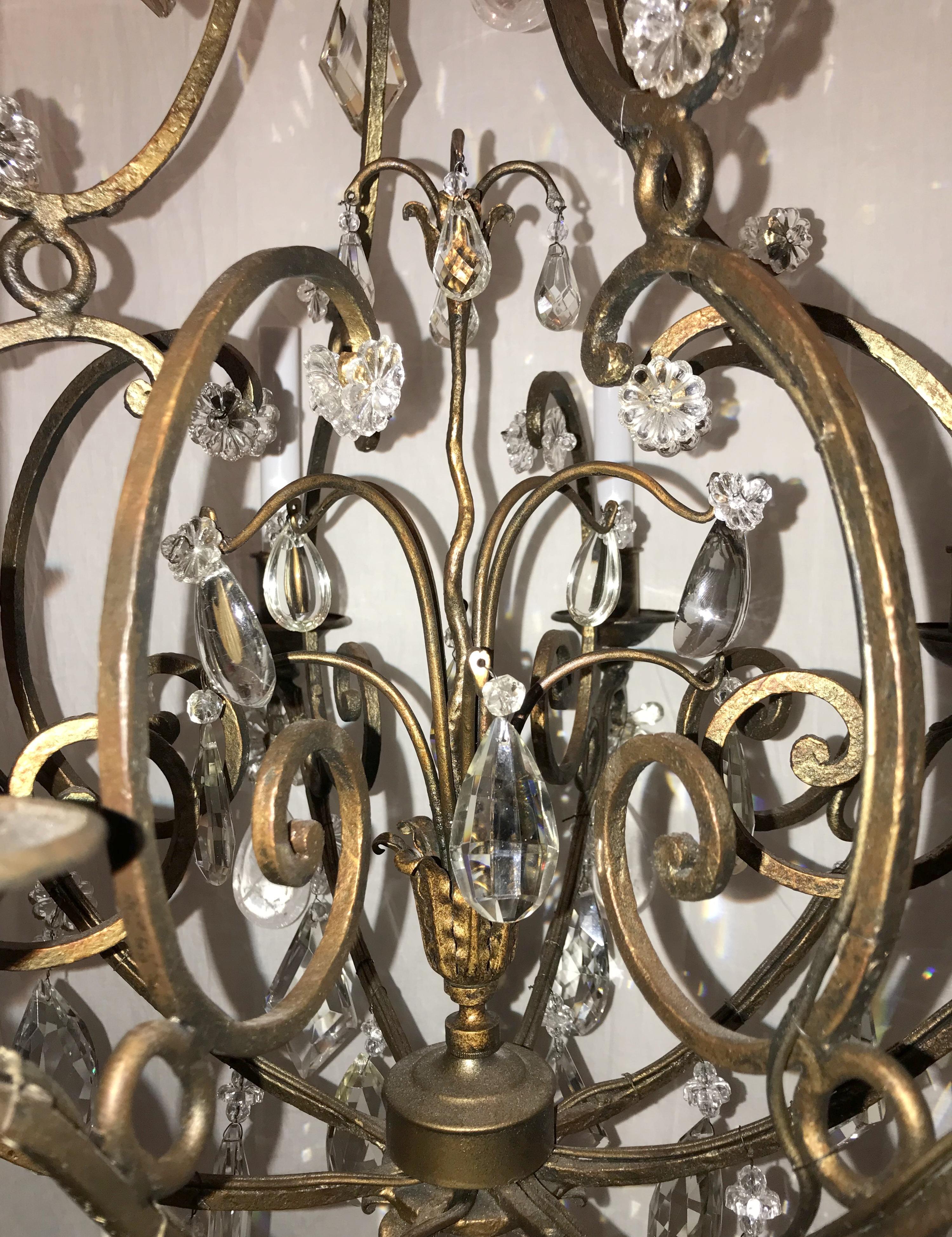 Wonderful French Gilt Baguès Rock Crystal Bird Cage Flower Bouquet Chandelier For Sale 2