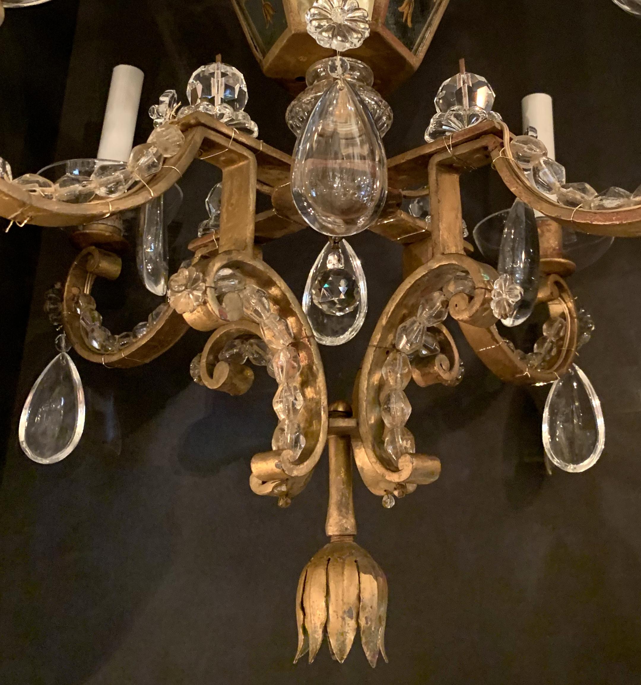 Belle Époque Magnifique lustre panier baguès français doré à perles et miroir peint à l'envers en vente