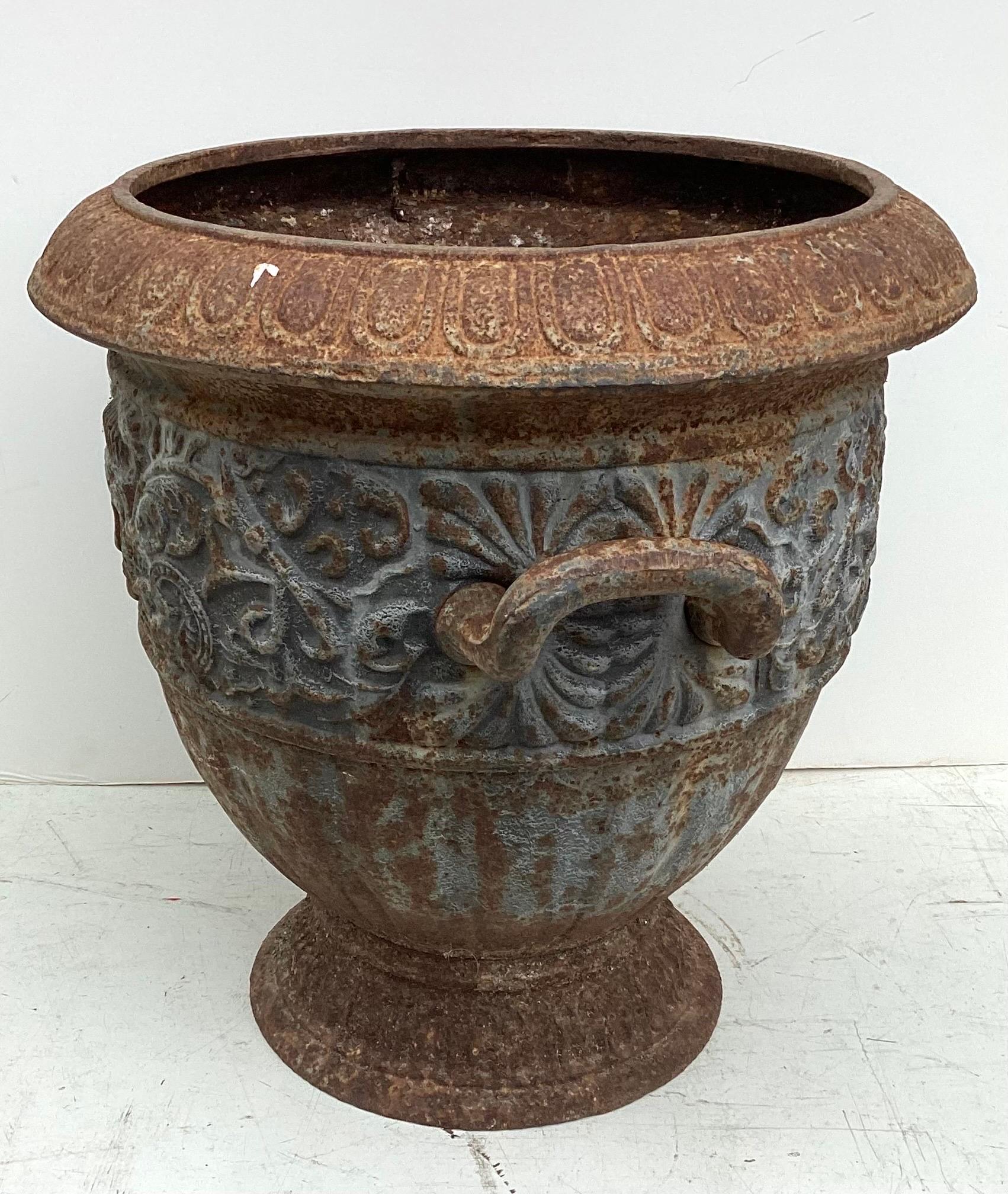 Wonderful French Iron Garden Urn In Excellent Condition For Sale In Lambertville, NJ