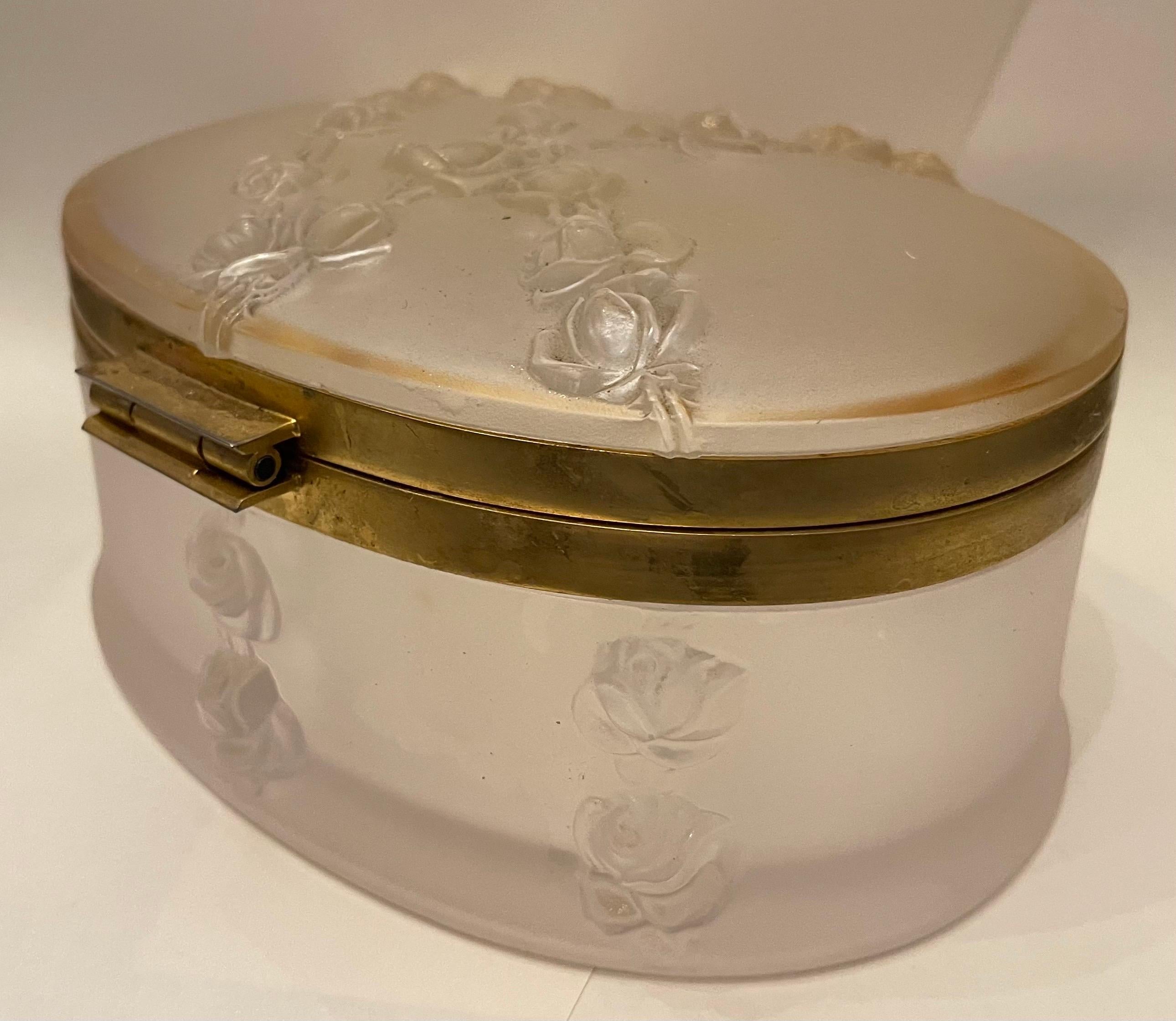 20th Century Wonderful French Lalique Coppelia Crystal Rose Garland Brass Dresser Jewelry Box For Sale