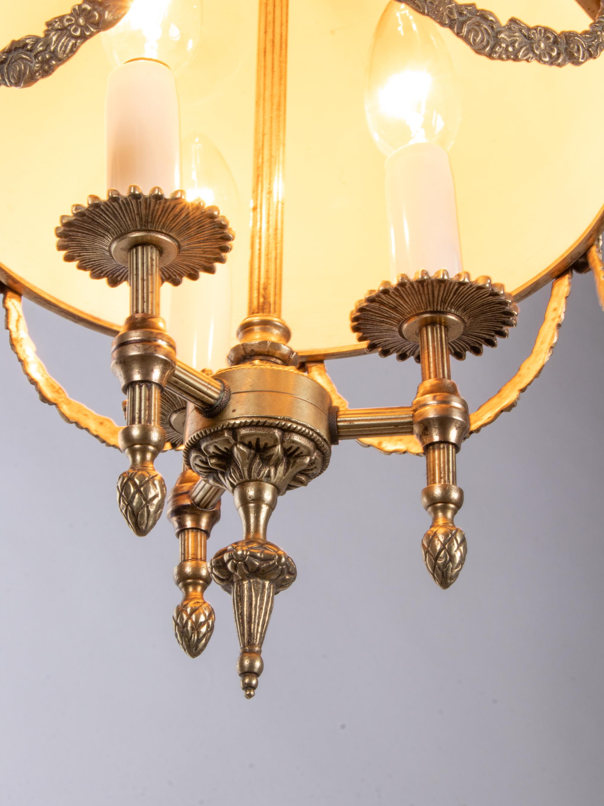 Wonderful French Louis XV Style Bouillotte Chandelier For Sale 1