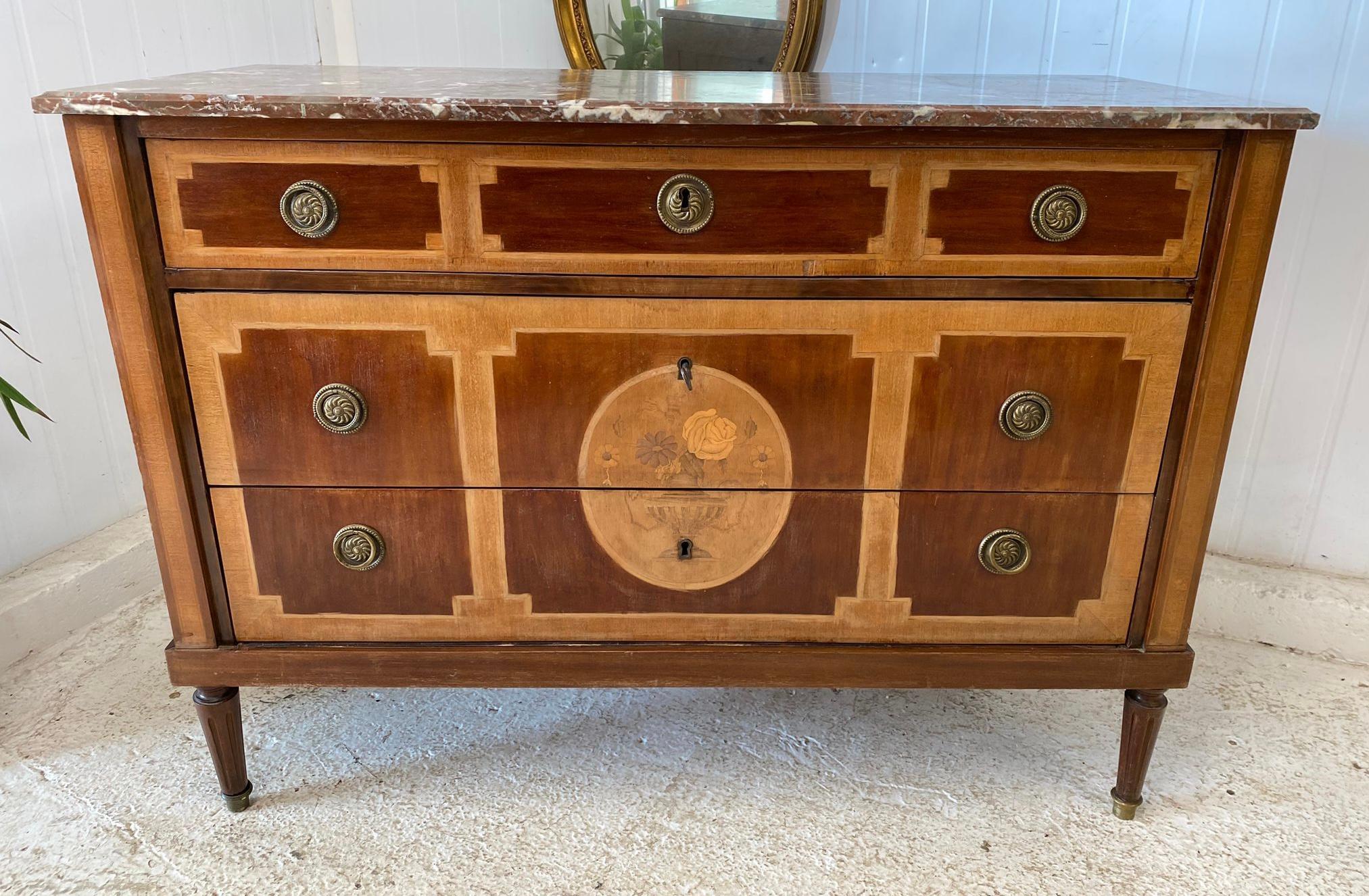 Wonderful French Louis XVI Commode Chest of Drawers In Good Condition In Seaford, GB
