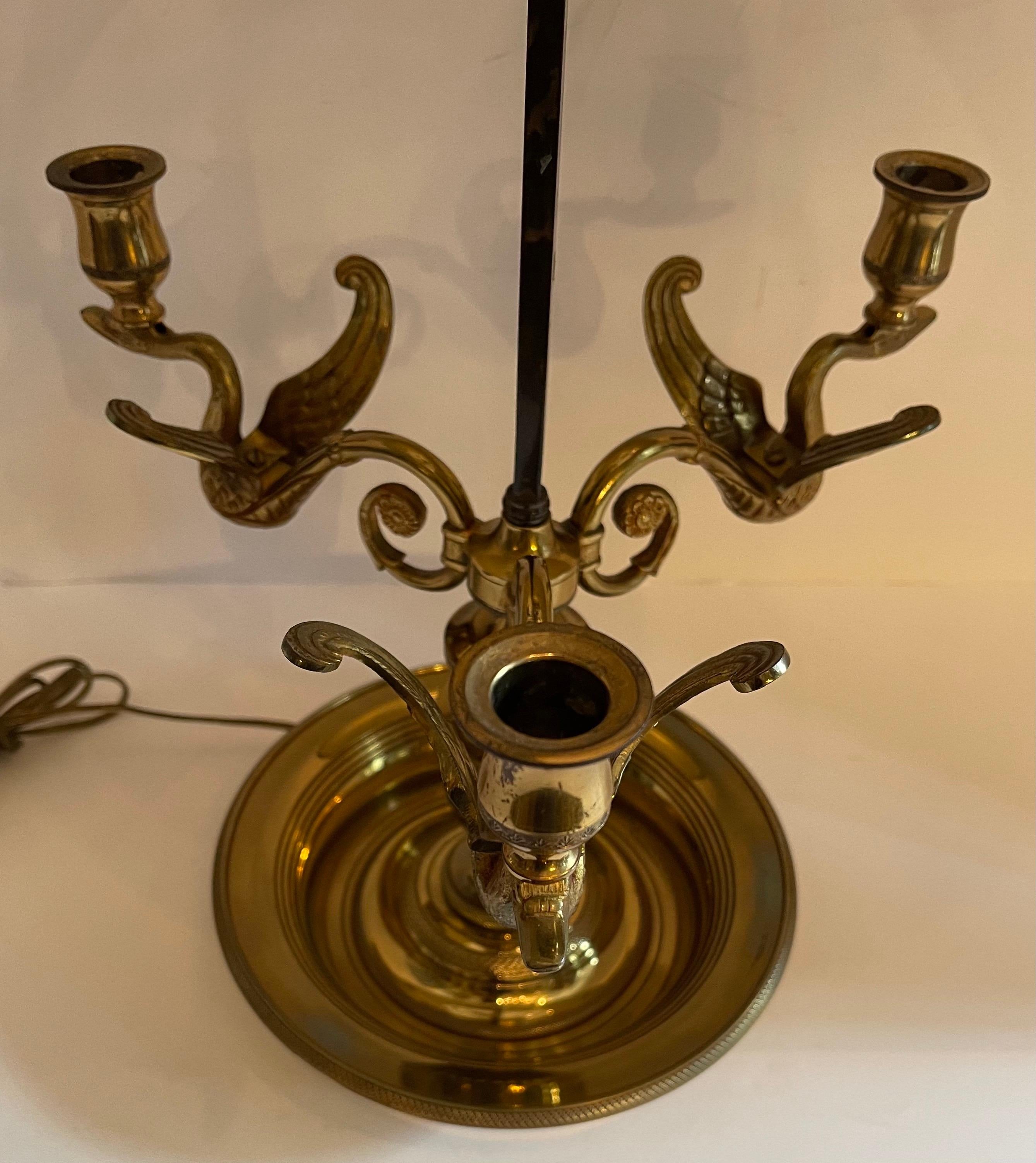 Wonderful French Louis XVI Gilt Bronze Three-Arm Swan Bouillotte Lamp Tole Shade For Sale 2