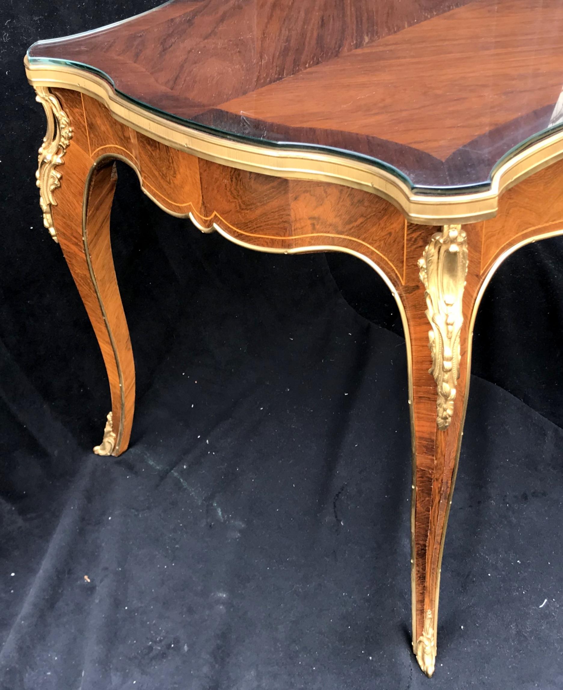 Wonderful French Marquetry Bronze Ormolu Mounted Cocktail Coffee Table Glass Top In Good Condition In Roslyn, NY