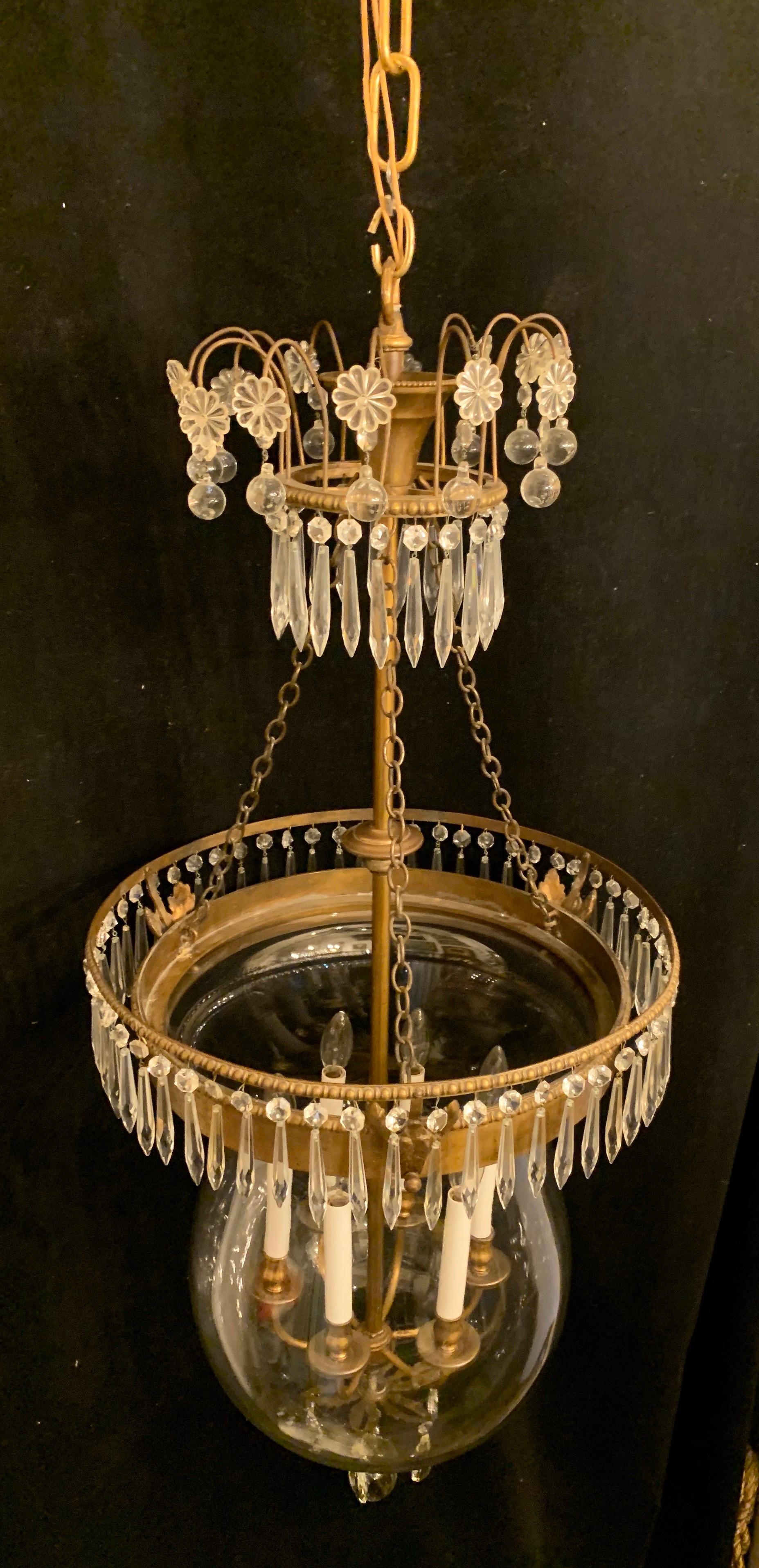 Merveilleuse lanterne néoclassique française en cristal de bronze Empire avec cloche en verre en vente 3