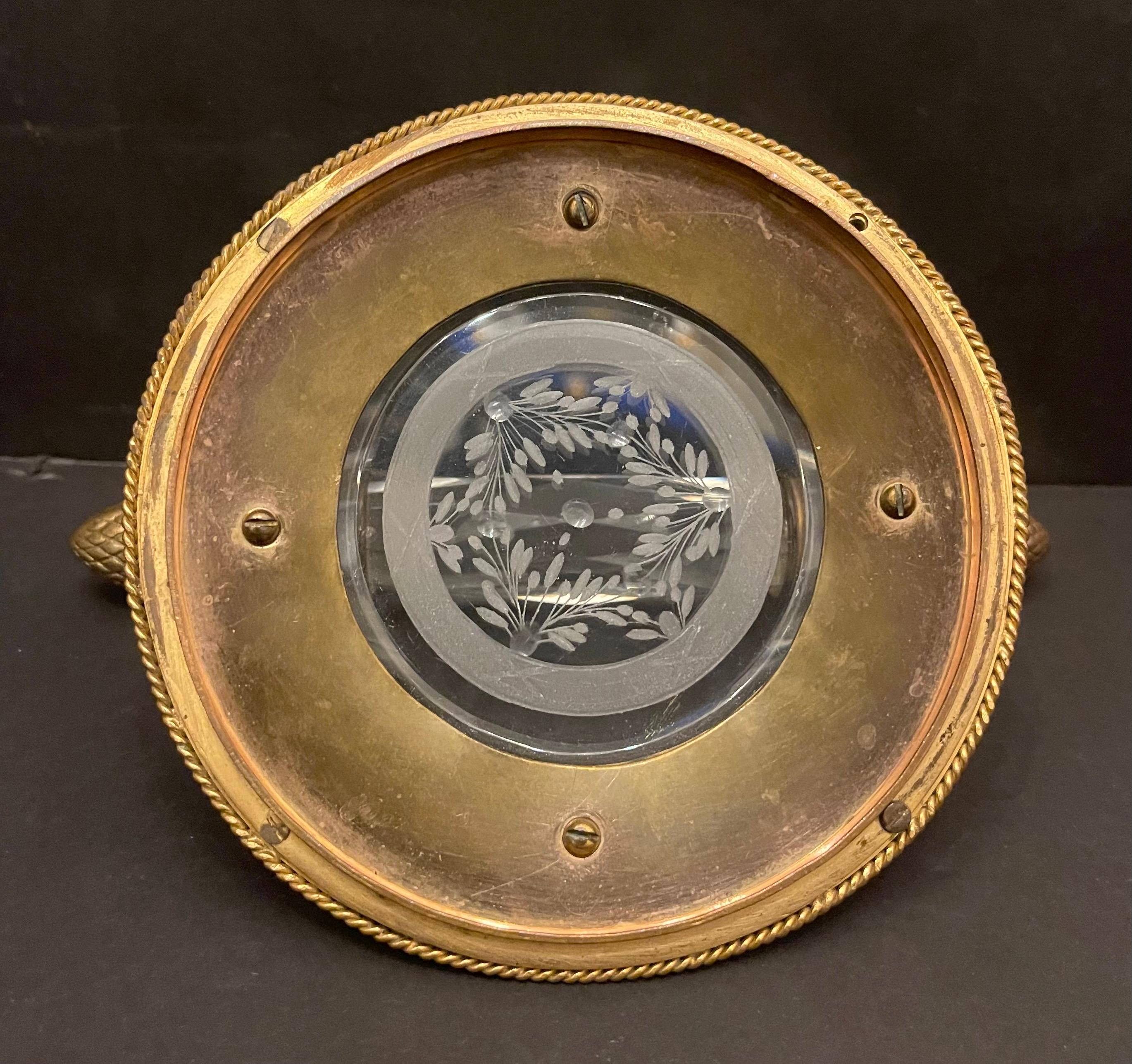 Maravilloso Joyero Cofre Baccarat Francés Ormolu Montado Cristal Bronce en venta 1