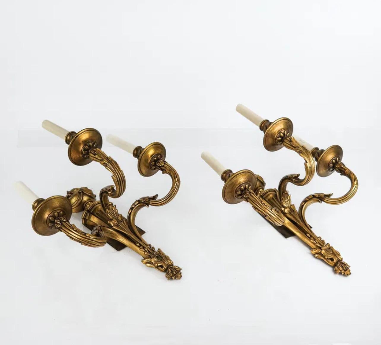 Wonderful French Pair Louis XVI Bronze Urn Garland Flame Empire Caldwell Sconces In Good Condition For Sale In Roslyn, NY