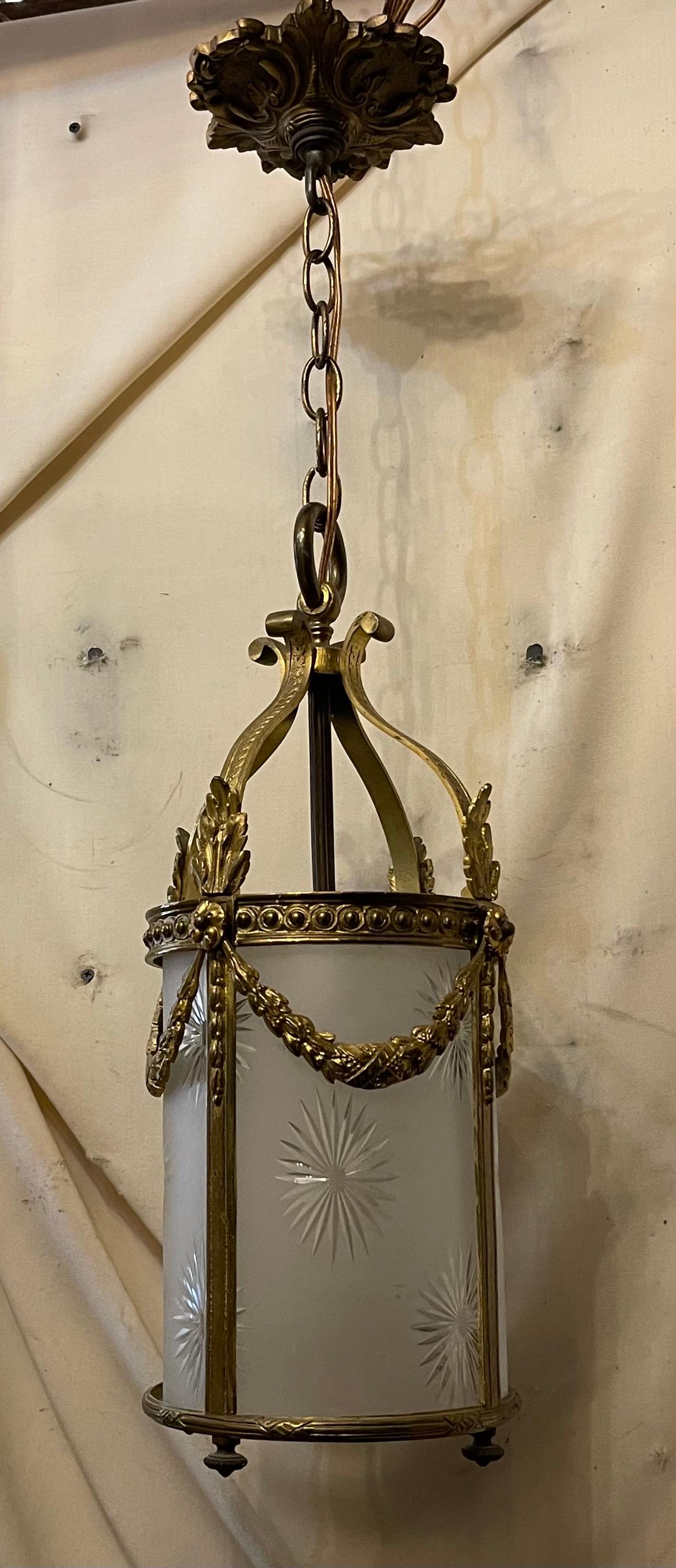 A Wonderful French Regency Louis XV Style Gilt Bronze & Star Patern Frosted Art Glass Lantern Light Fixture