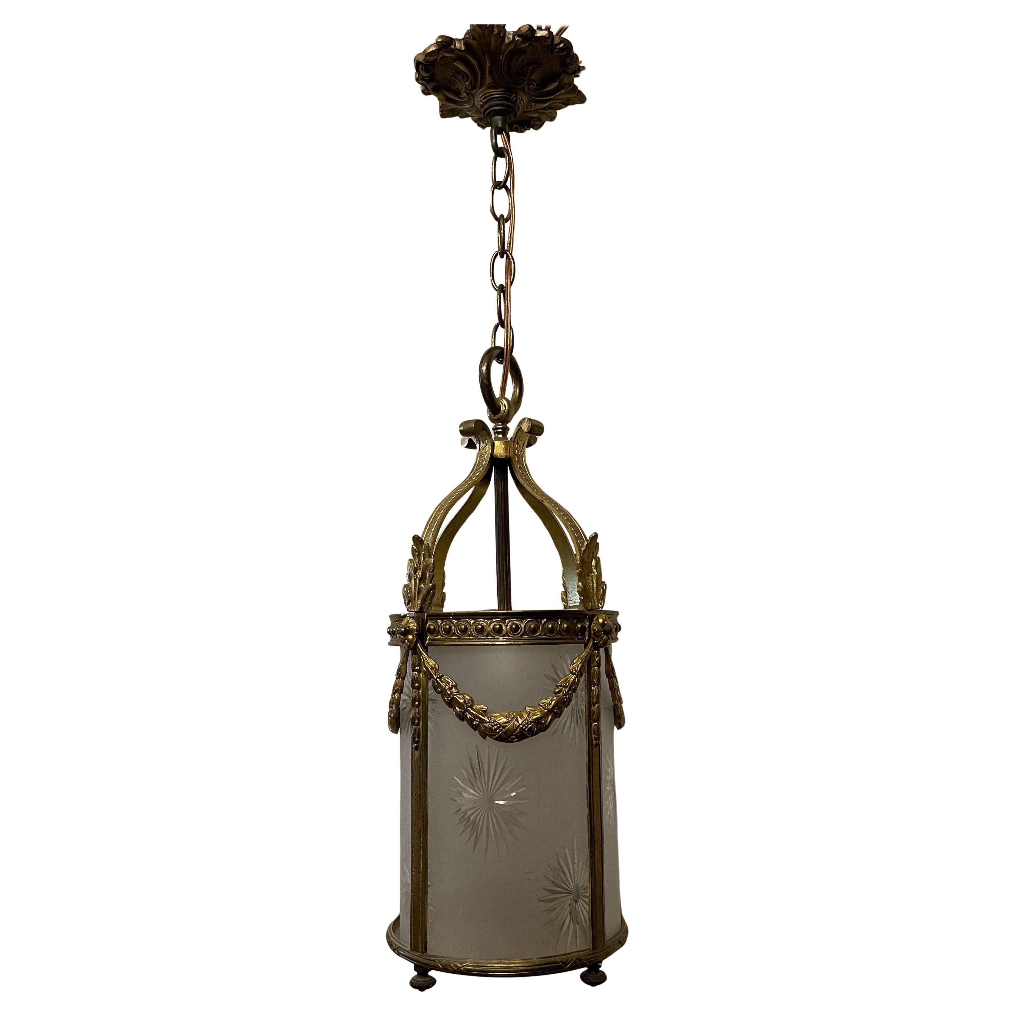 Wonderful French Regency Bronze Louis XV Star Frosted Art Glass Lantern Fixture For Sale