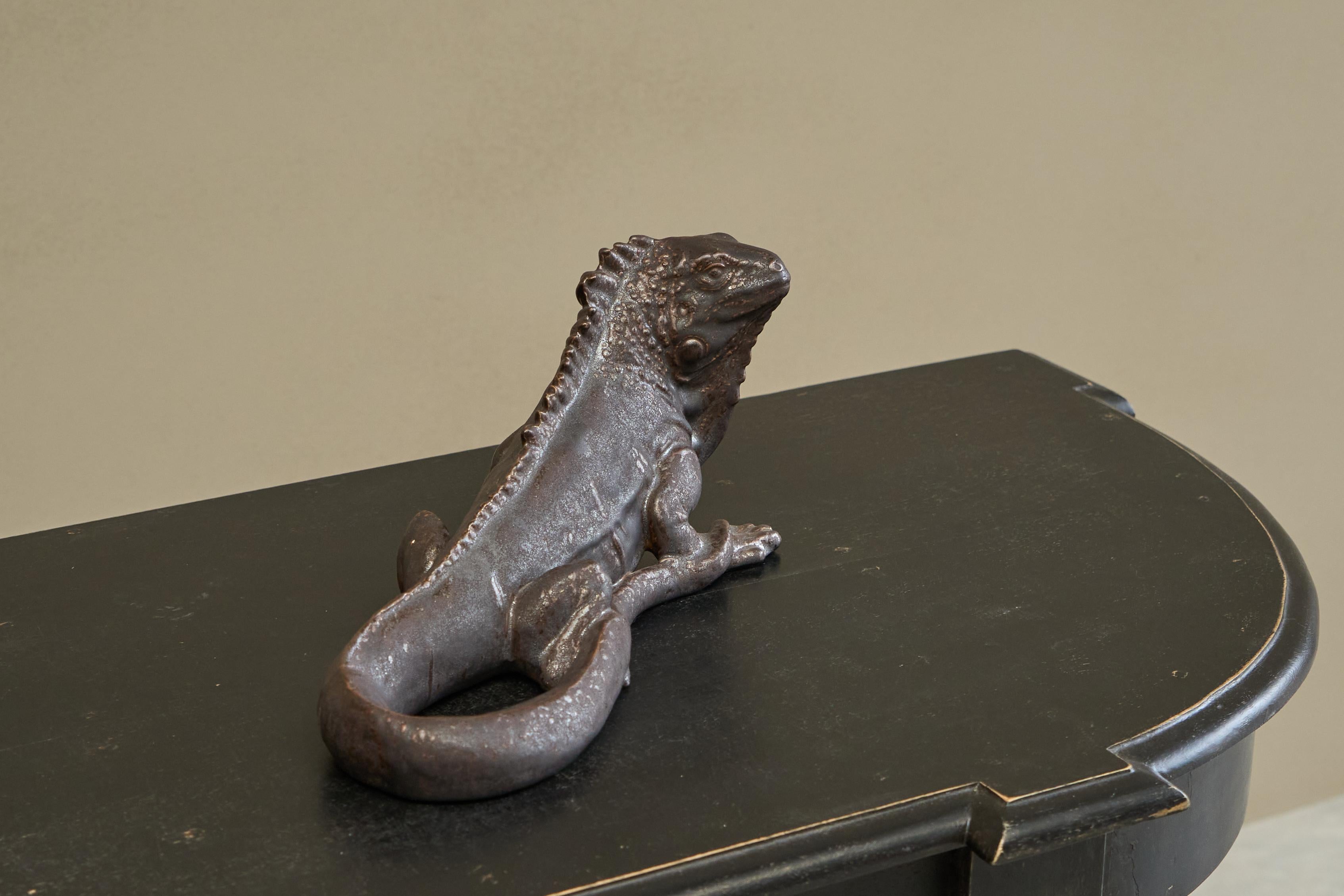 Maravillosa Iguana de Studio Pottery esmaltada años 60 en venta 4