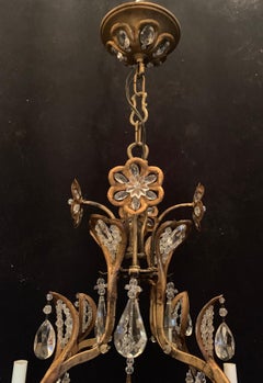 Wonderful Gold Gilt Iron Baguès Crystal Beaded Flower 8-Light Fixture Chandelier