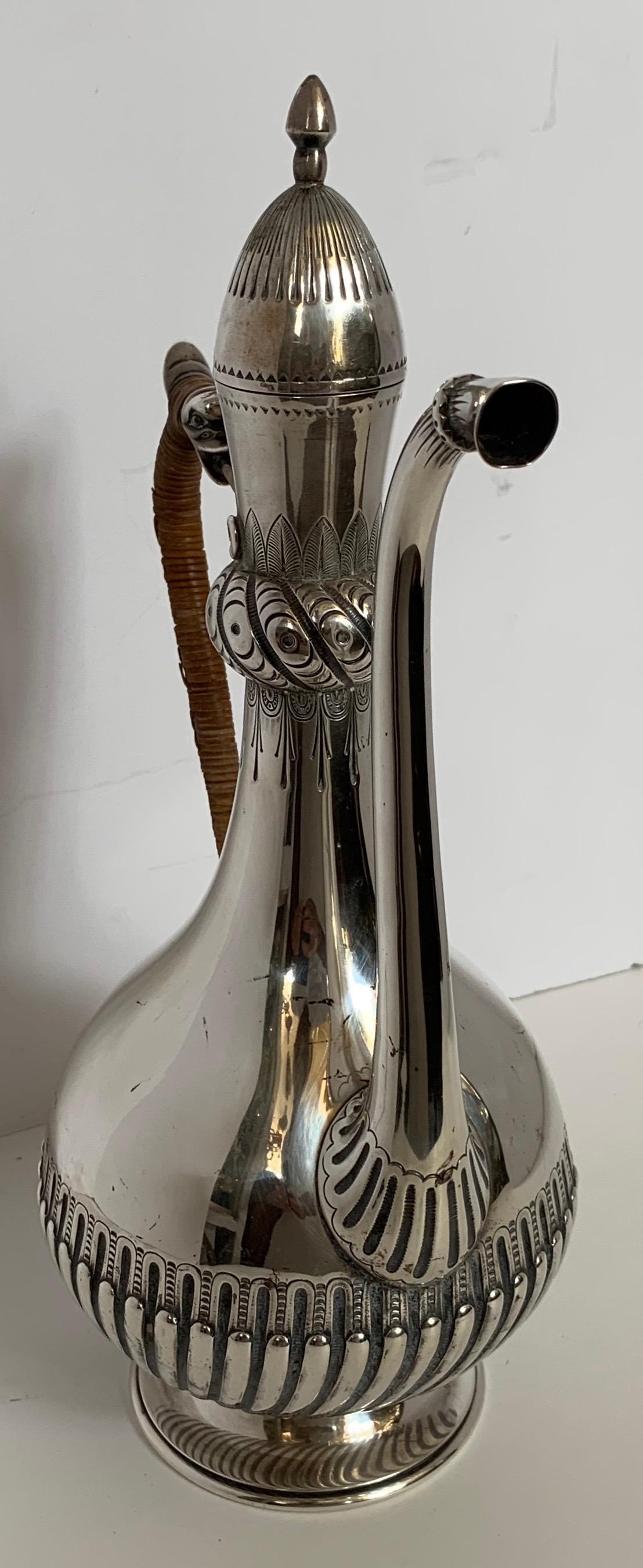 Wonderful Gorham Sterling Silver Rattan Dolphin Coffee Tea Pot Decanter Pitcher In Good Condition For Sale In Roslyn, NY