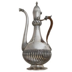 Merveilleuse carafe à thé à décanter en argent sterling avec dauphin en rotin de Gorham