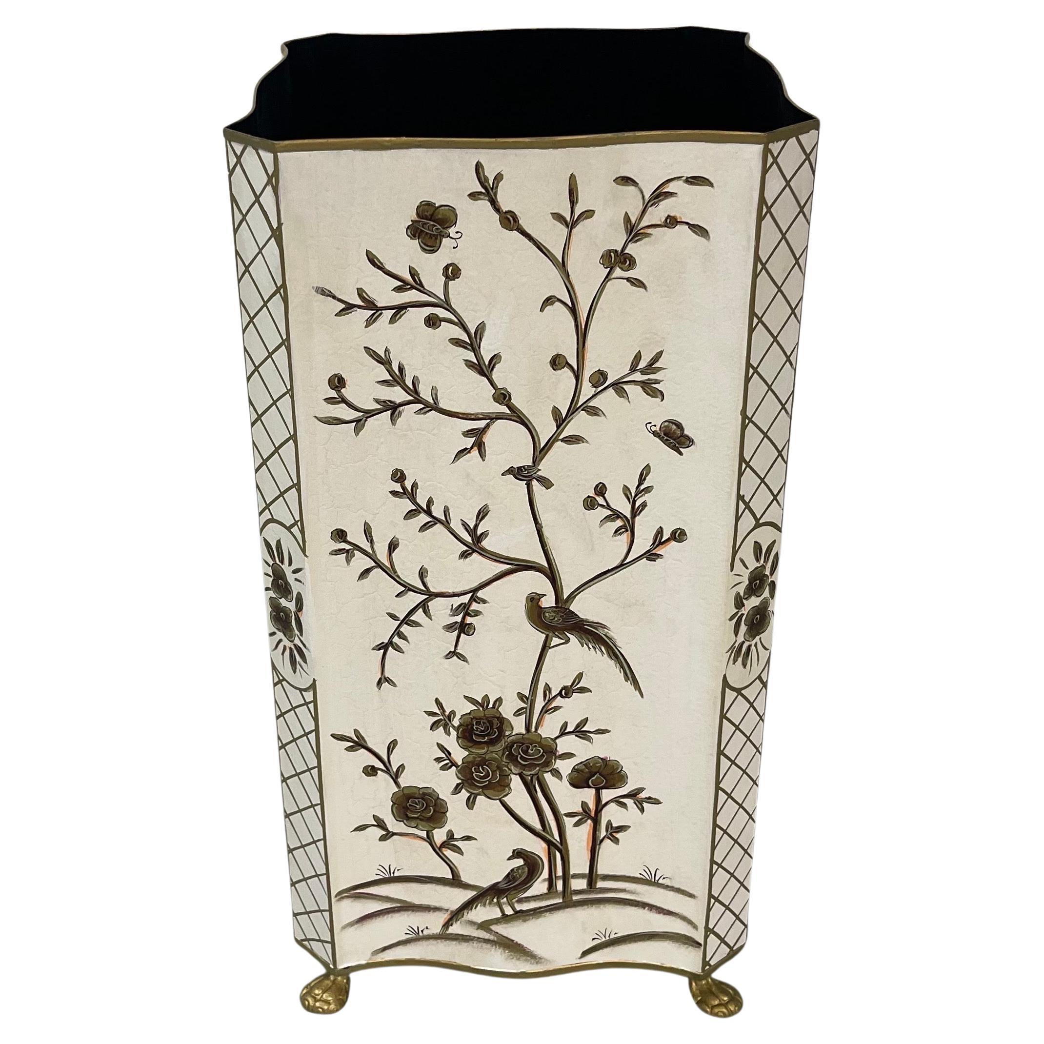 Peint à la main Merveilleuse Chinoiserie Tole peinte à la main Tête de Lions Pieds de Pattes Umbrella Stand en vente