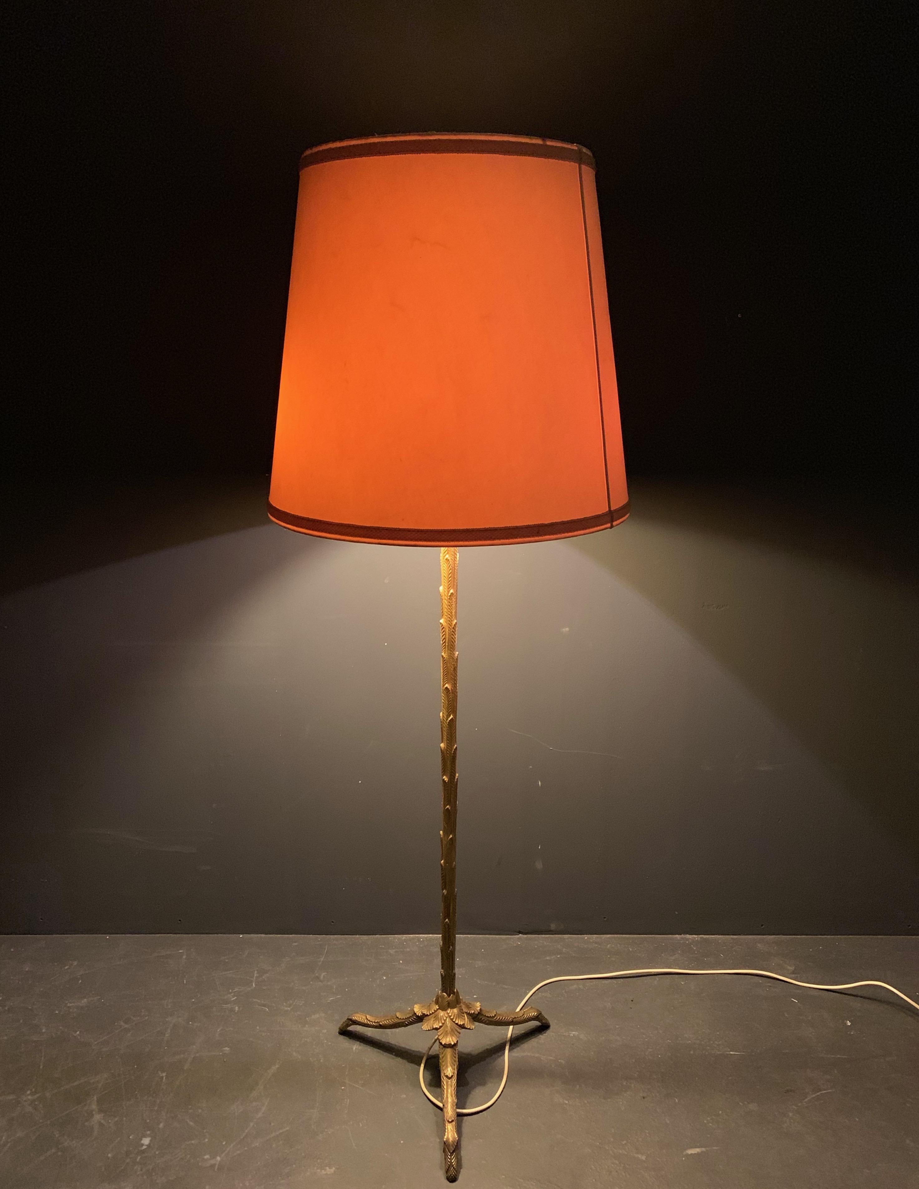 Merveilleux lampadaire Maison Baguès bronze réglable en hauteur en vente 3