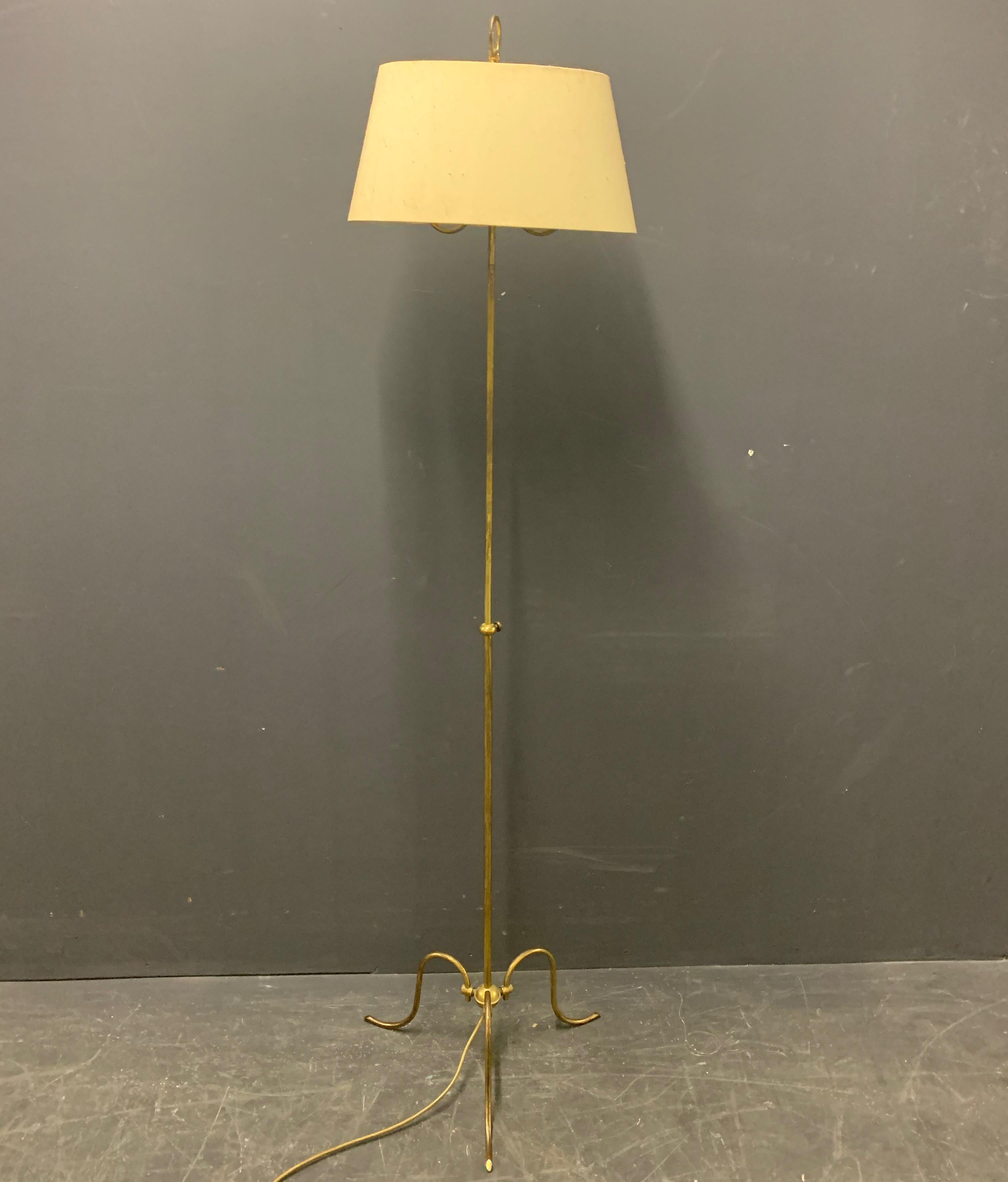 Wunderschöne hohe verstellbare Lese- und Stehlampe (Skandinavische Moderne) im Angebot