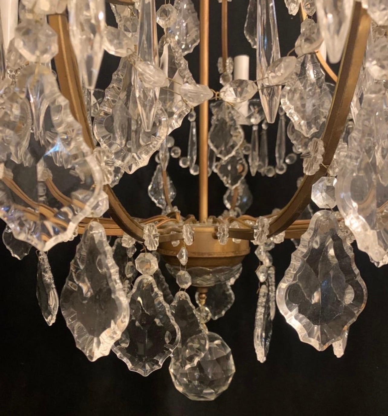 20ième siècle Merveilleux lustre italien en cristal doré à 12 lumières en forme de cage d'oiseau en vente