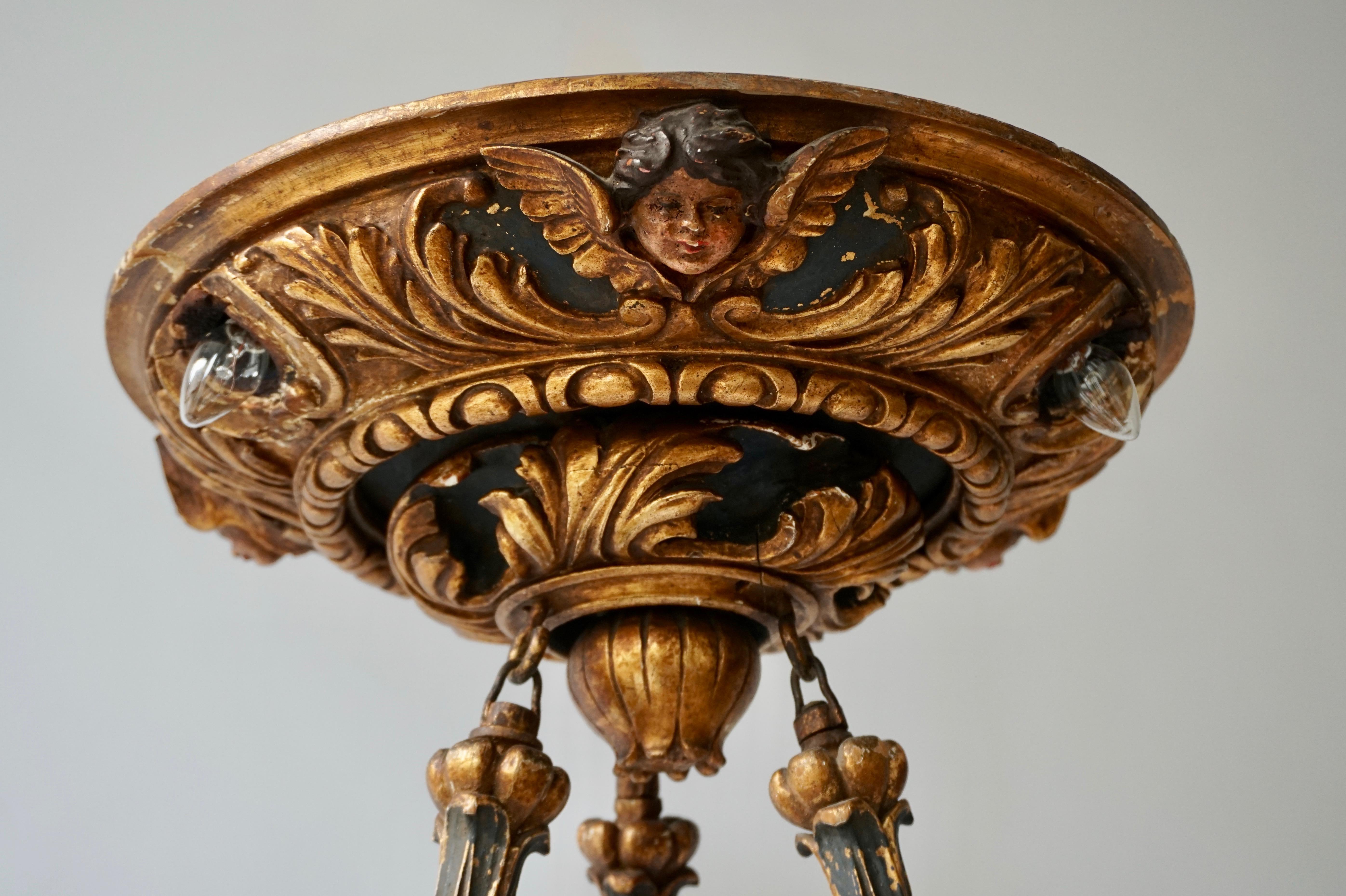 Wonderful Italian Giltwood Cherubs Putti and Painted Fruit Torch Chandelier For Sale 5
