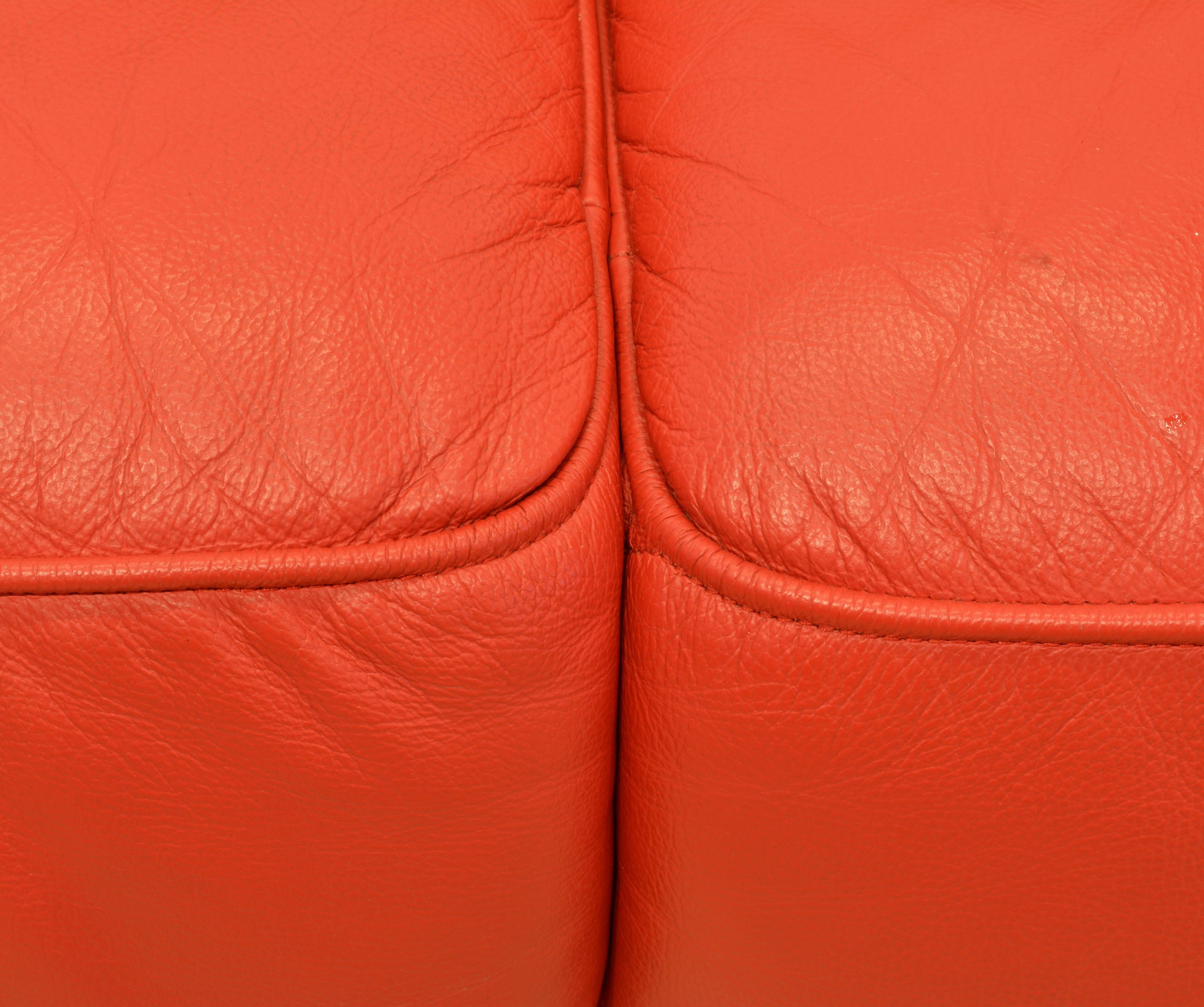 Wonderful Italian Red Leather Chesterfield Sofa in the Style of Poltrona Frau 3