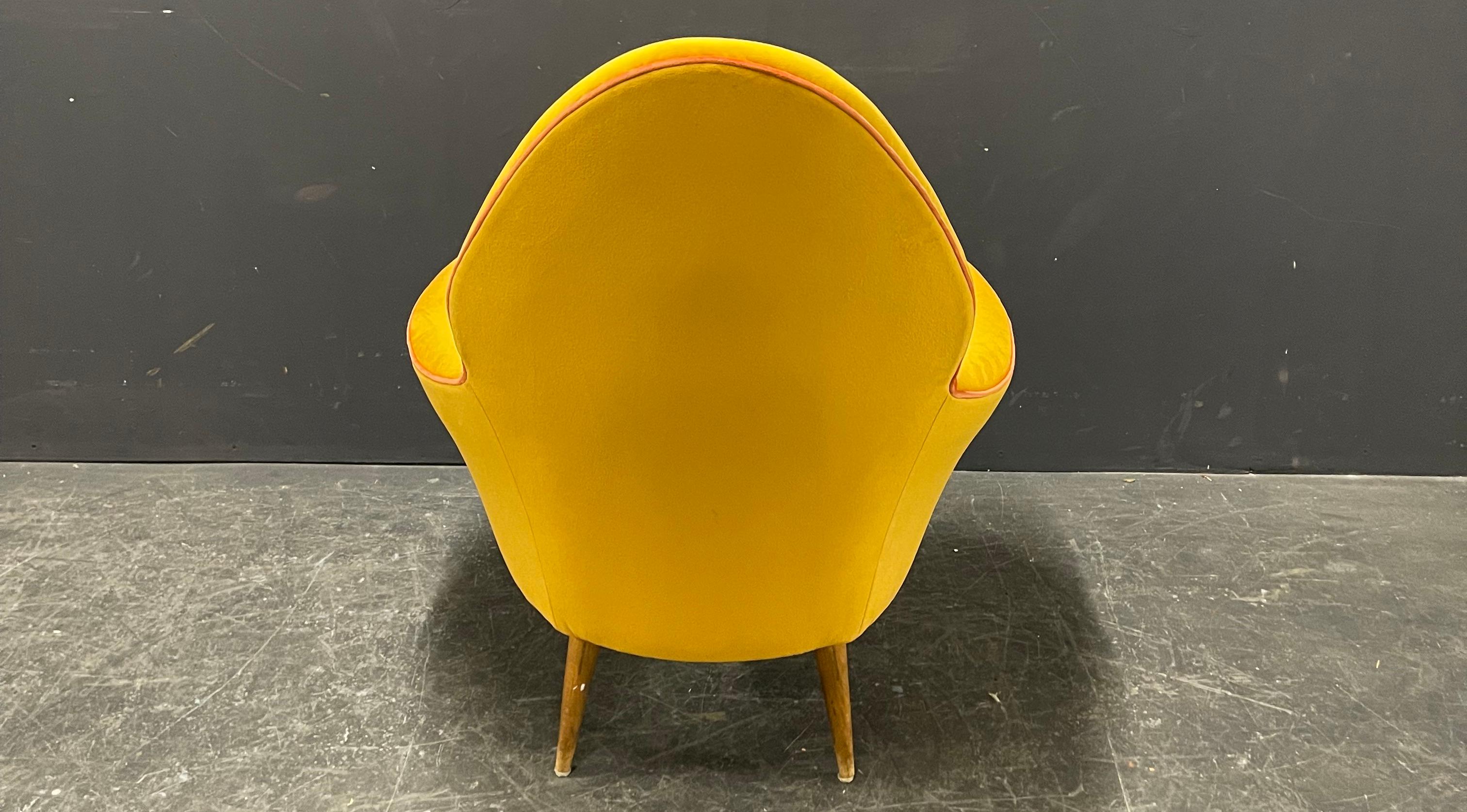 Wunderschöner Italien Lounge Chair im Angebot 4