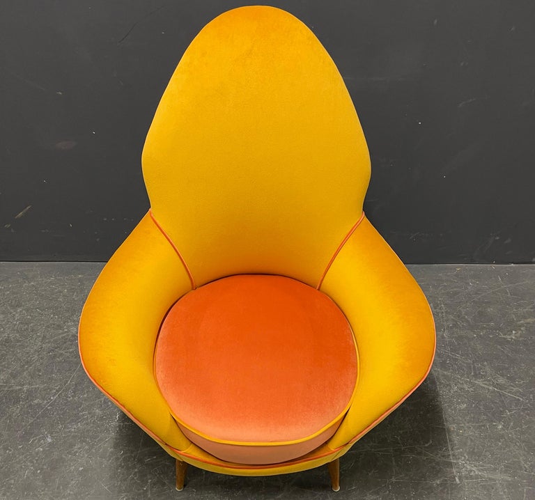 Italian Wonderful Italien Lounge Chair For Sale