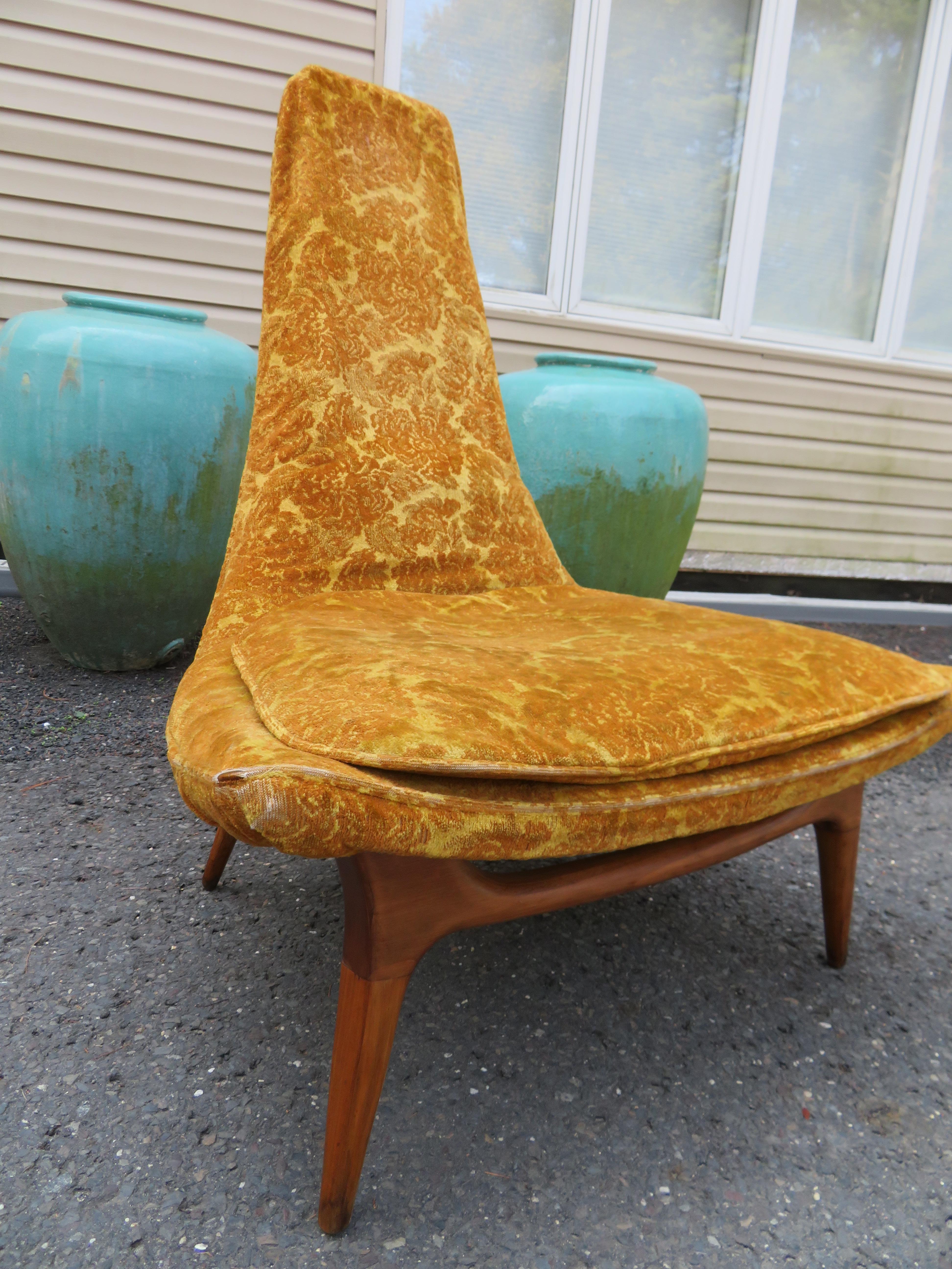 Mid-Century Modern Wonderful Karpen of California High Back Walnut Slipper Lounge Mid Century For Sale