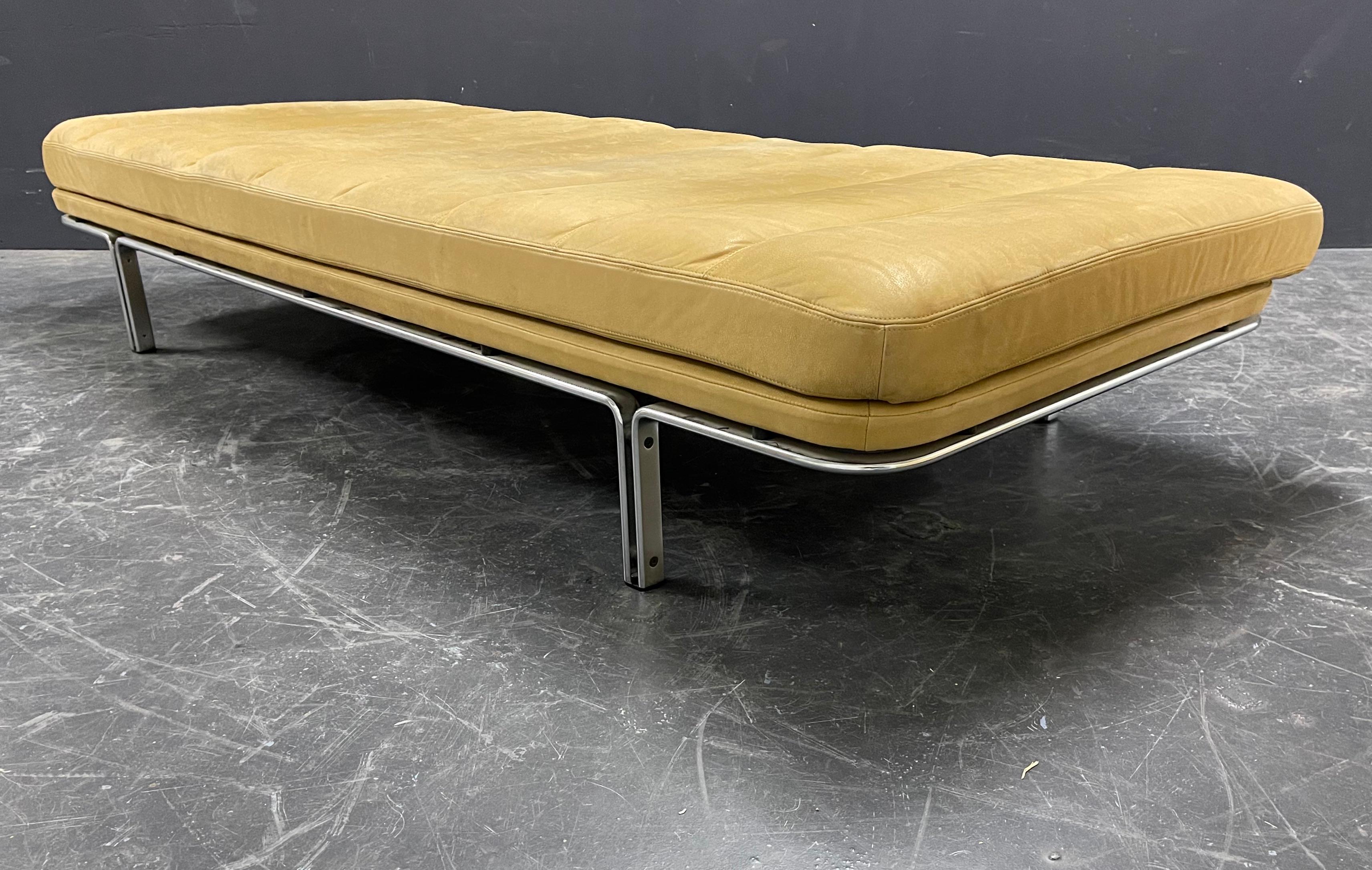 Mid-20th Century Wonderful Kill Int. Daybed in Natural Brown Leather
