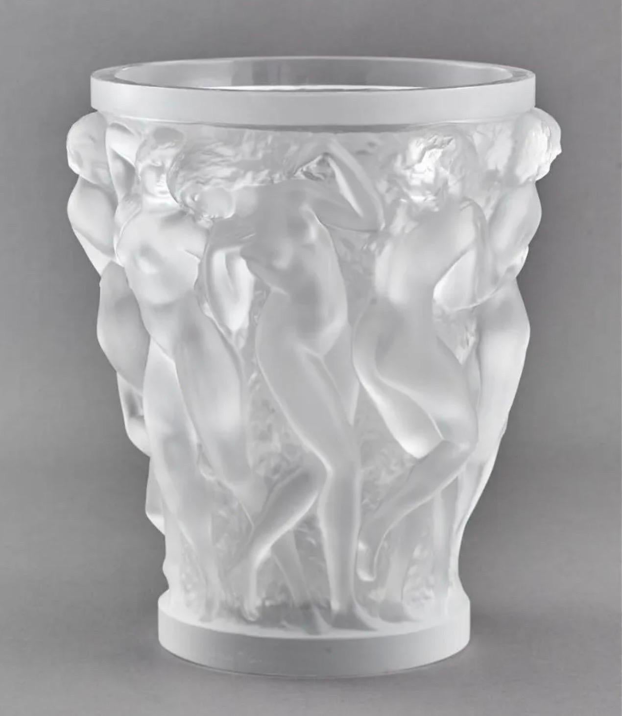 Wonderful Lalique France Crystal Bacchantes Dancing Nude Maidens Vase Like New In Good Condition In Roslyn, NY