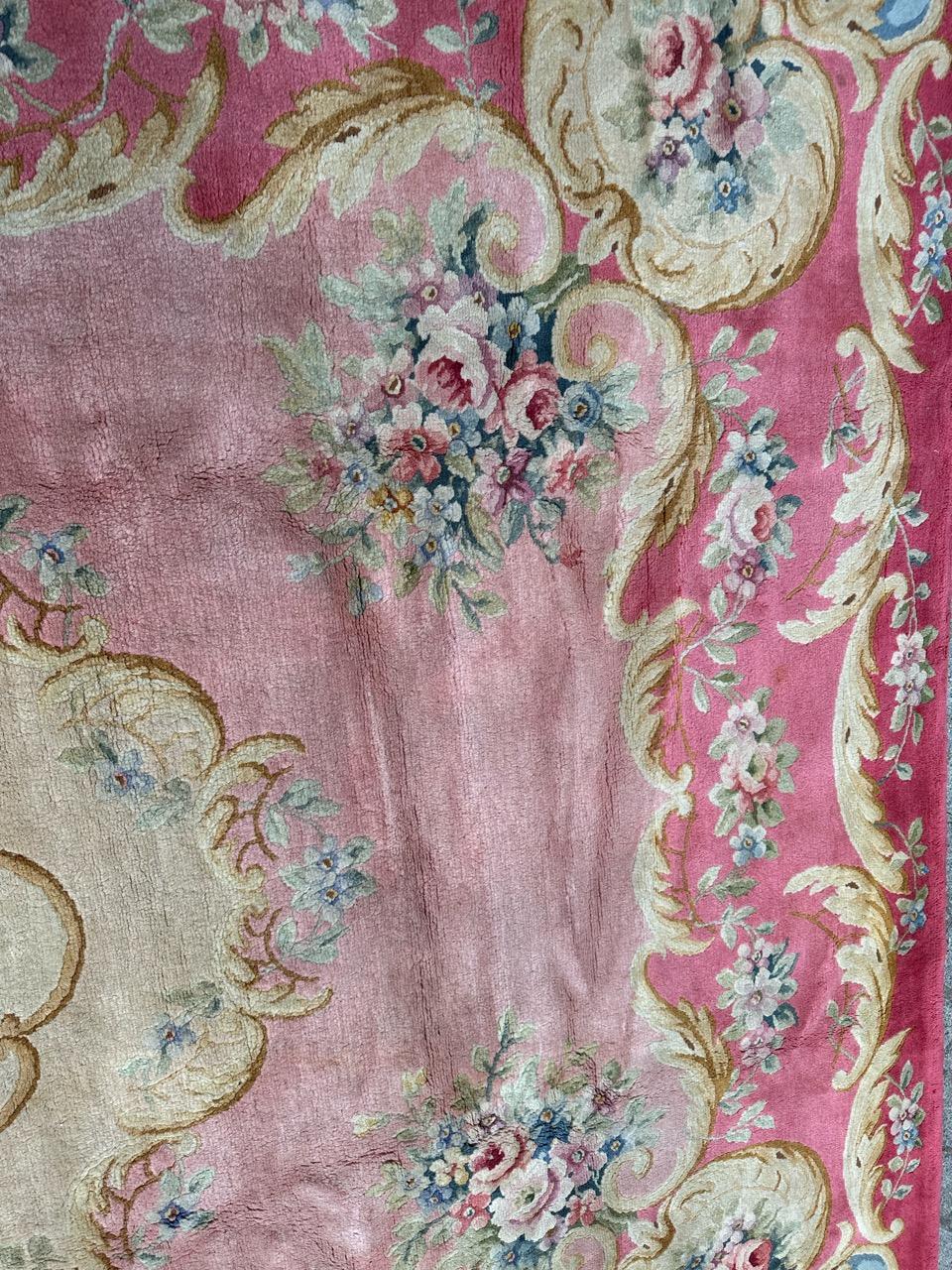 Bobyrug’s Wonderful large antique fine french savonnerie rug In Good Condition For Sale In Saint Ouen, FR