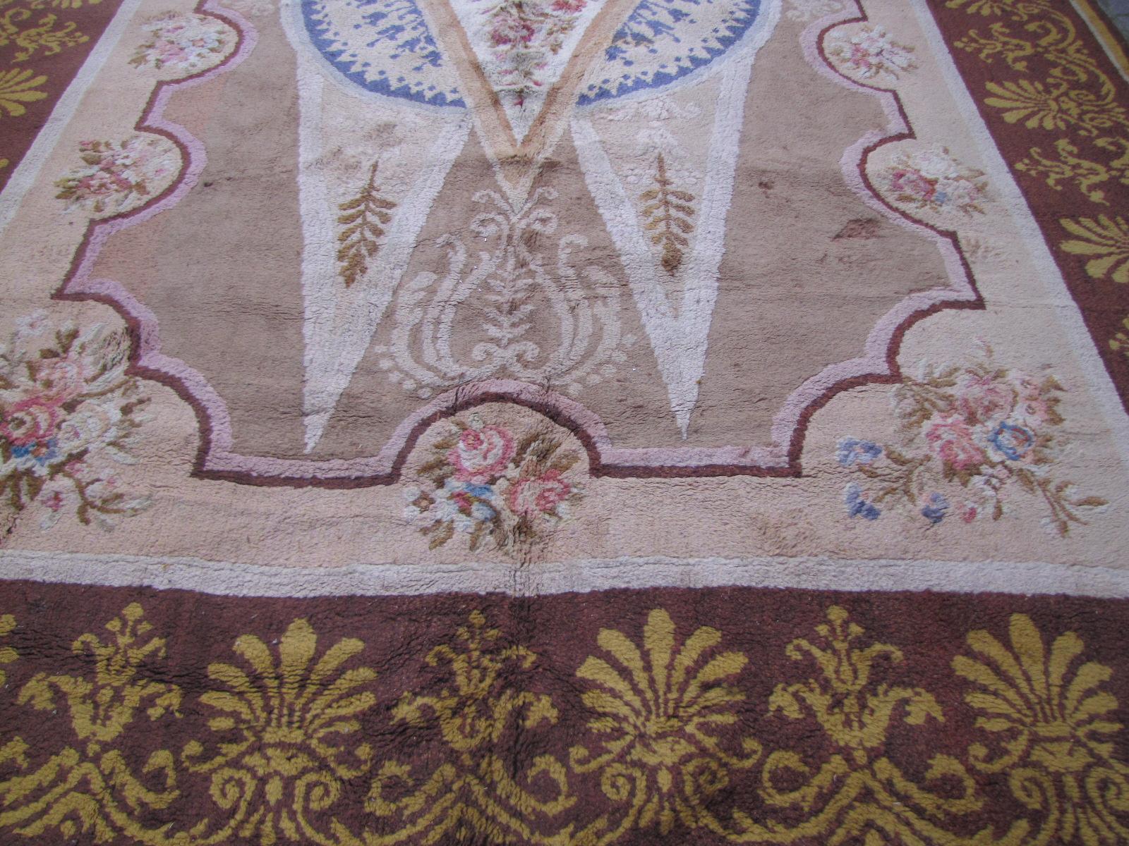 Bobyrug’s Wonderful Large Antique French Savonnerie Carpet For Sale 2