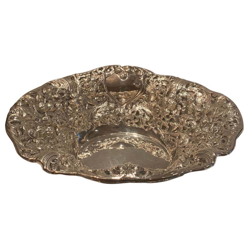 Wonderful Sterling Silver Meriden Britannia Company Pierced Centerpiece