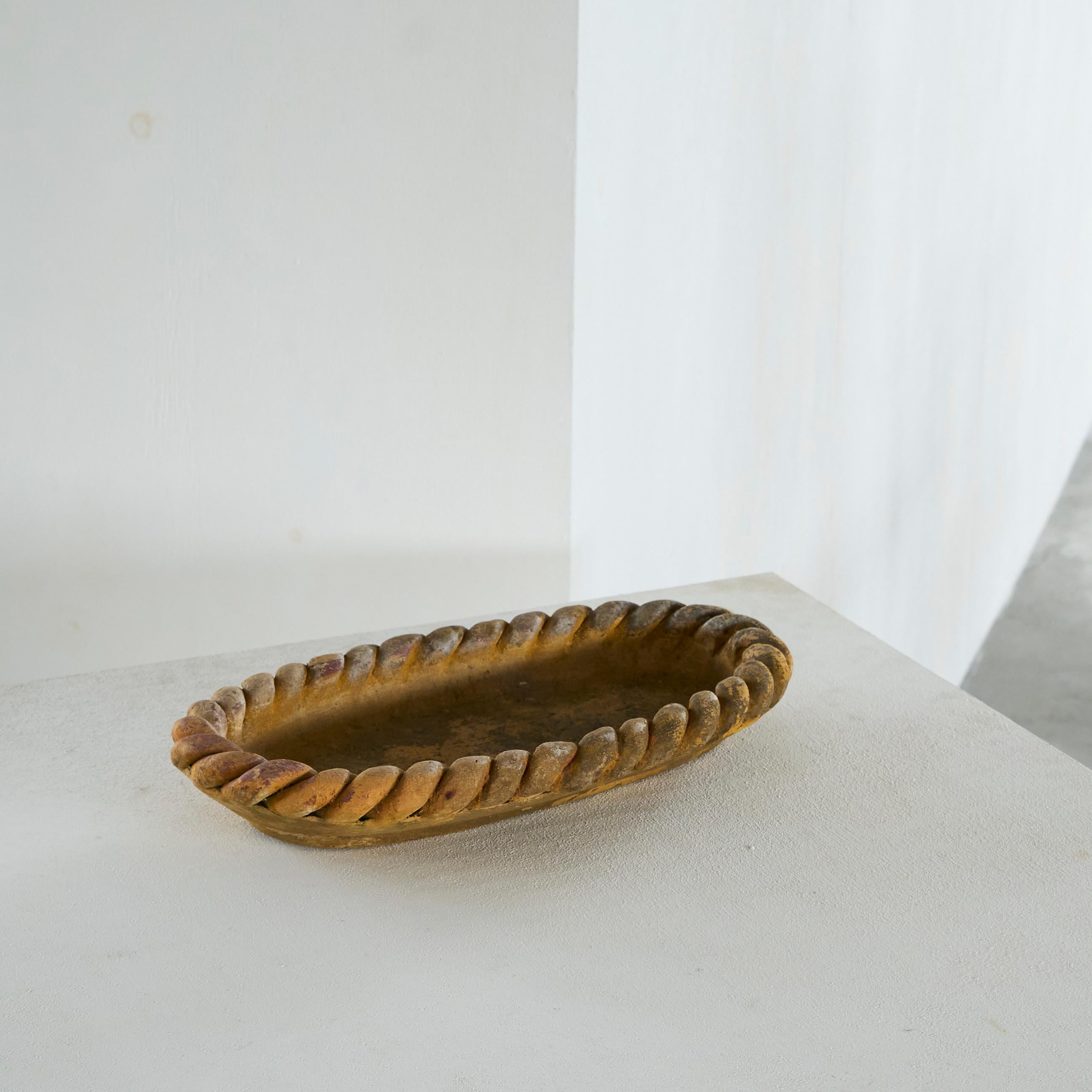 Wunderschöne große geflochtene Schale aus Töpferware der 1950er Jahre (Handgefertigt) im Angebot