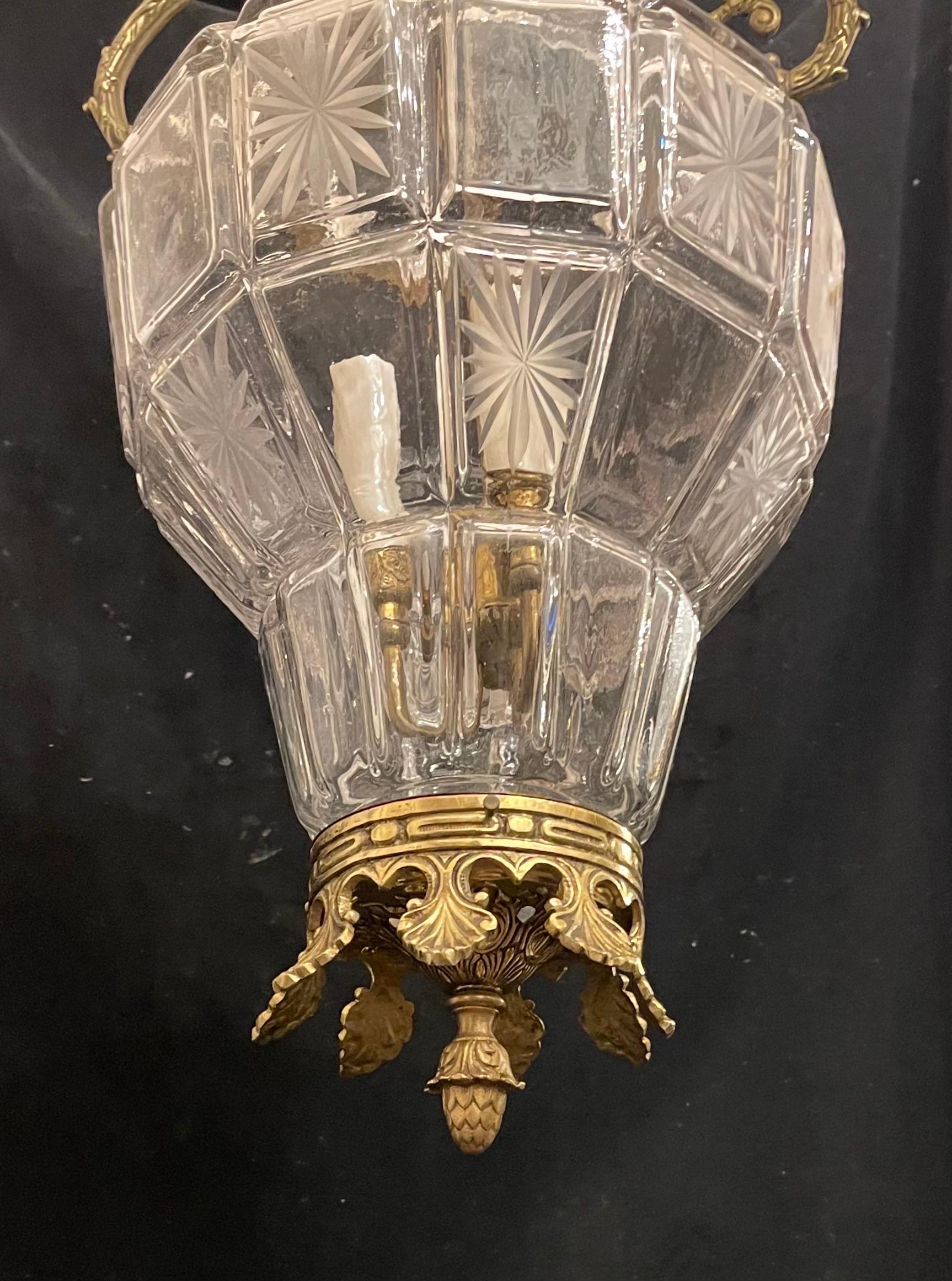 Meraviglioso grande apparecchio a lanterna in bronzo francese Regency Empire con pannello in vetro acidato In condizioni buone in vendita a Roslyn, NY
