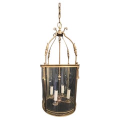 Magnifique grand lustre-lanterne français Louis XVI en bronze à pampilles et rubans