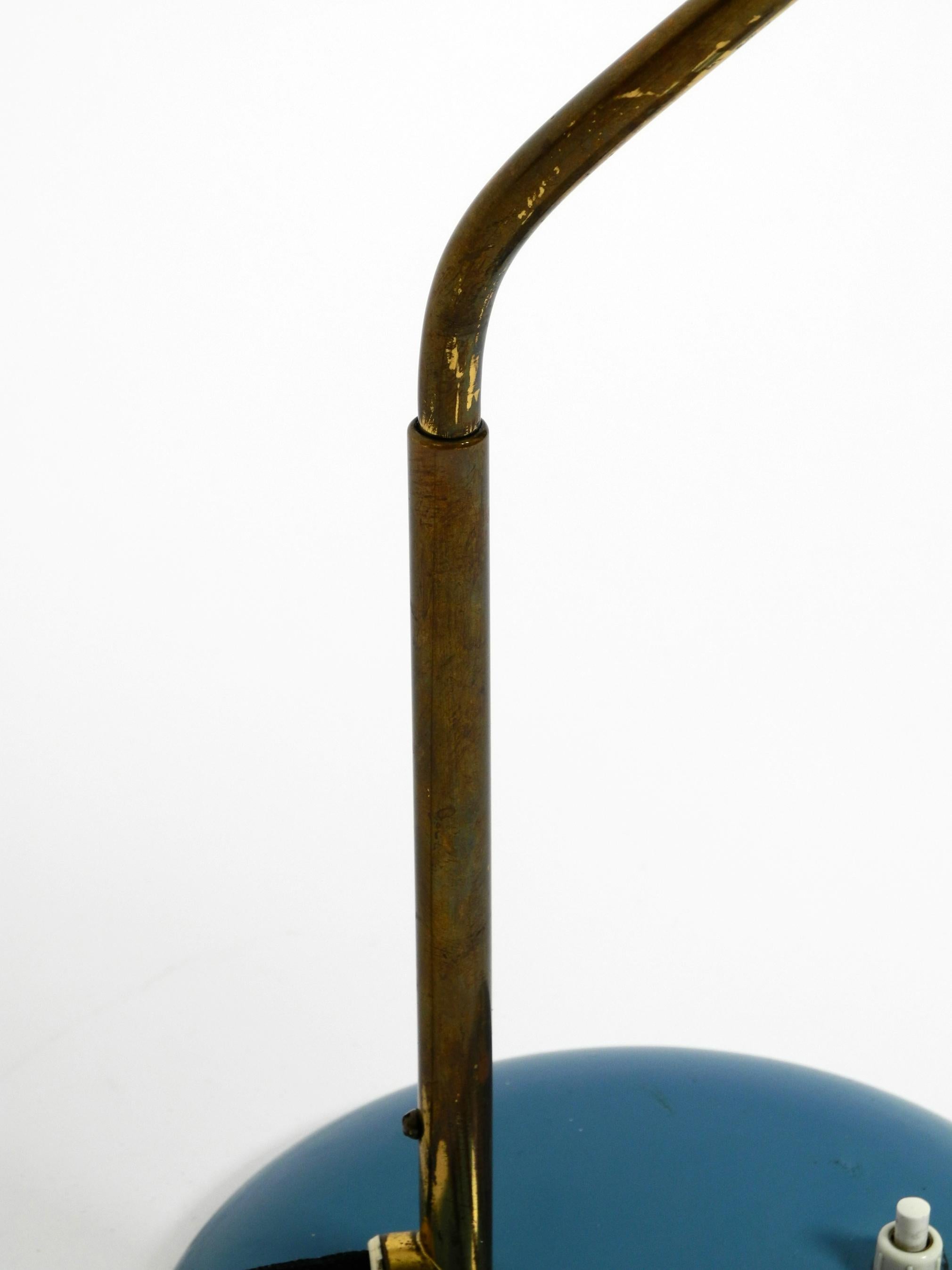 Wonderful Large Italian Midcentury Diabolo Table Lamp with Rotatable Neck For Sale 10